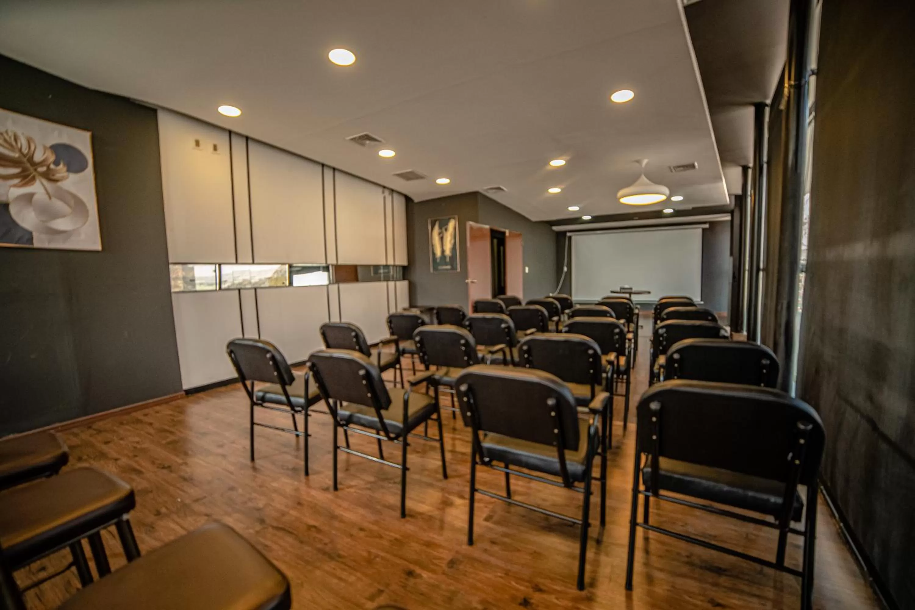 Meeting/conference room in Hotel La Peonía