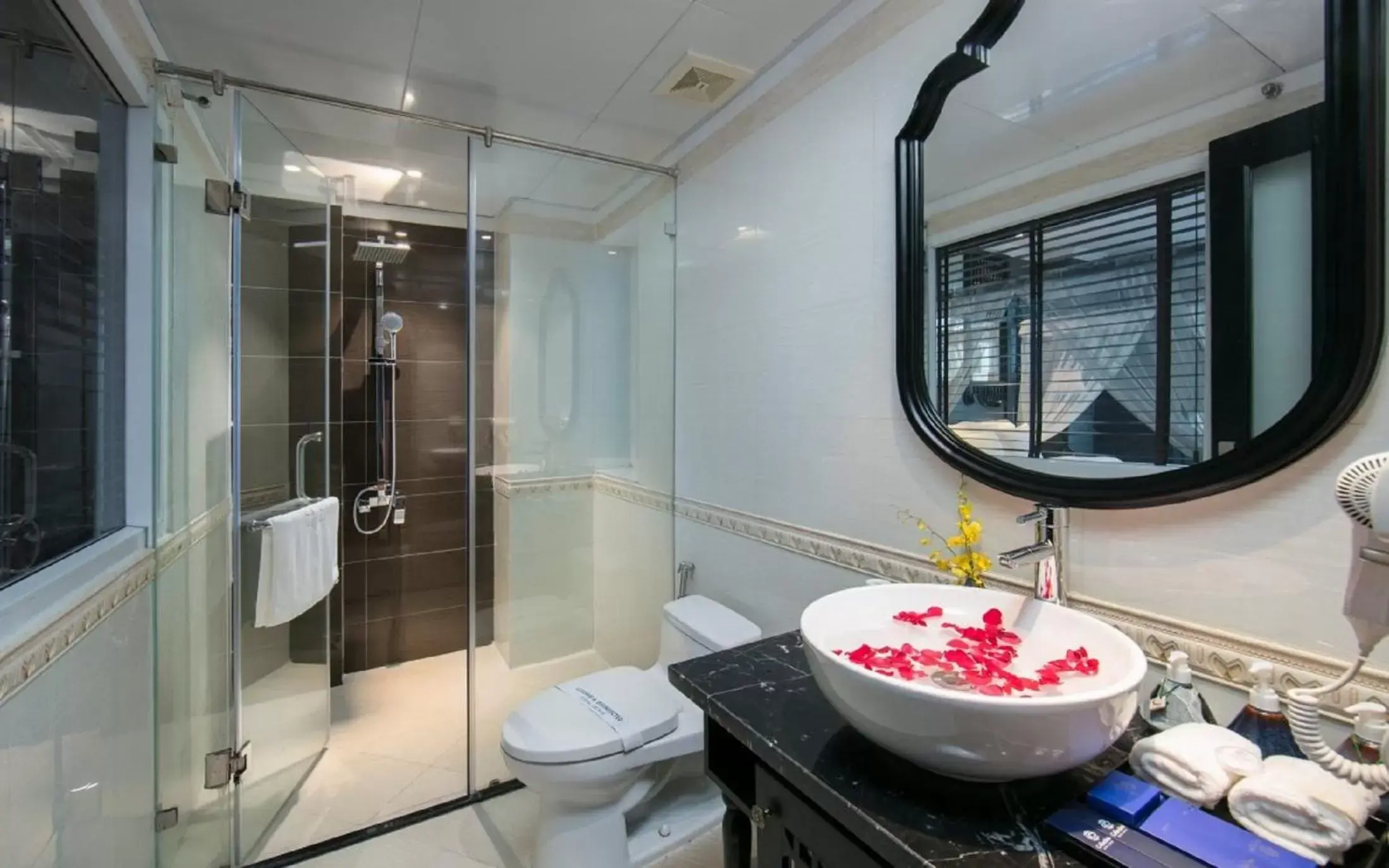 Bathroom in Grande Collection Hotel & Spa
