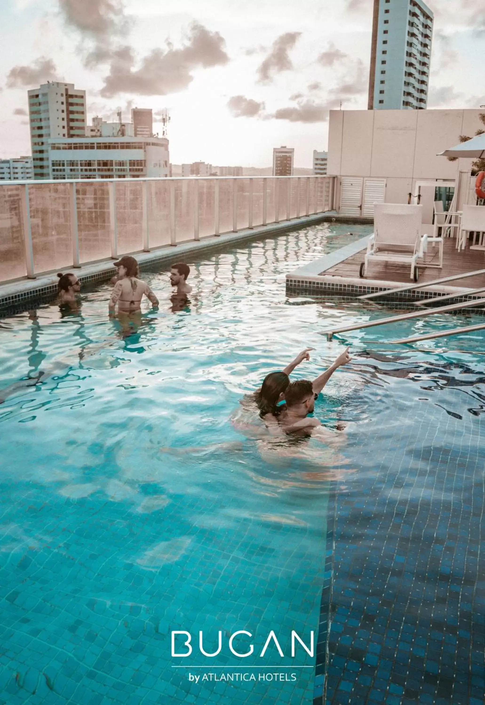 Swimming Pool in Bugan Recife Boa Viagem Hotel - by Atlantica