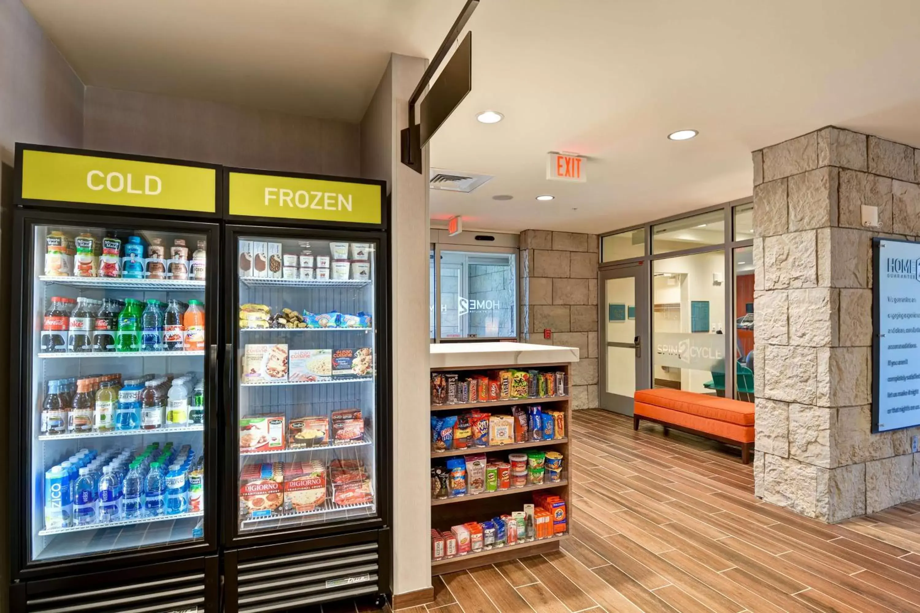 Dining area, Supermarket/Shops in Home2 Suites By Hilton Winston-Salem Hanes Mall