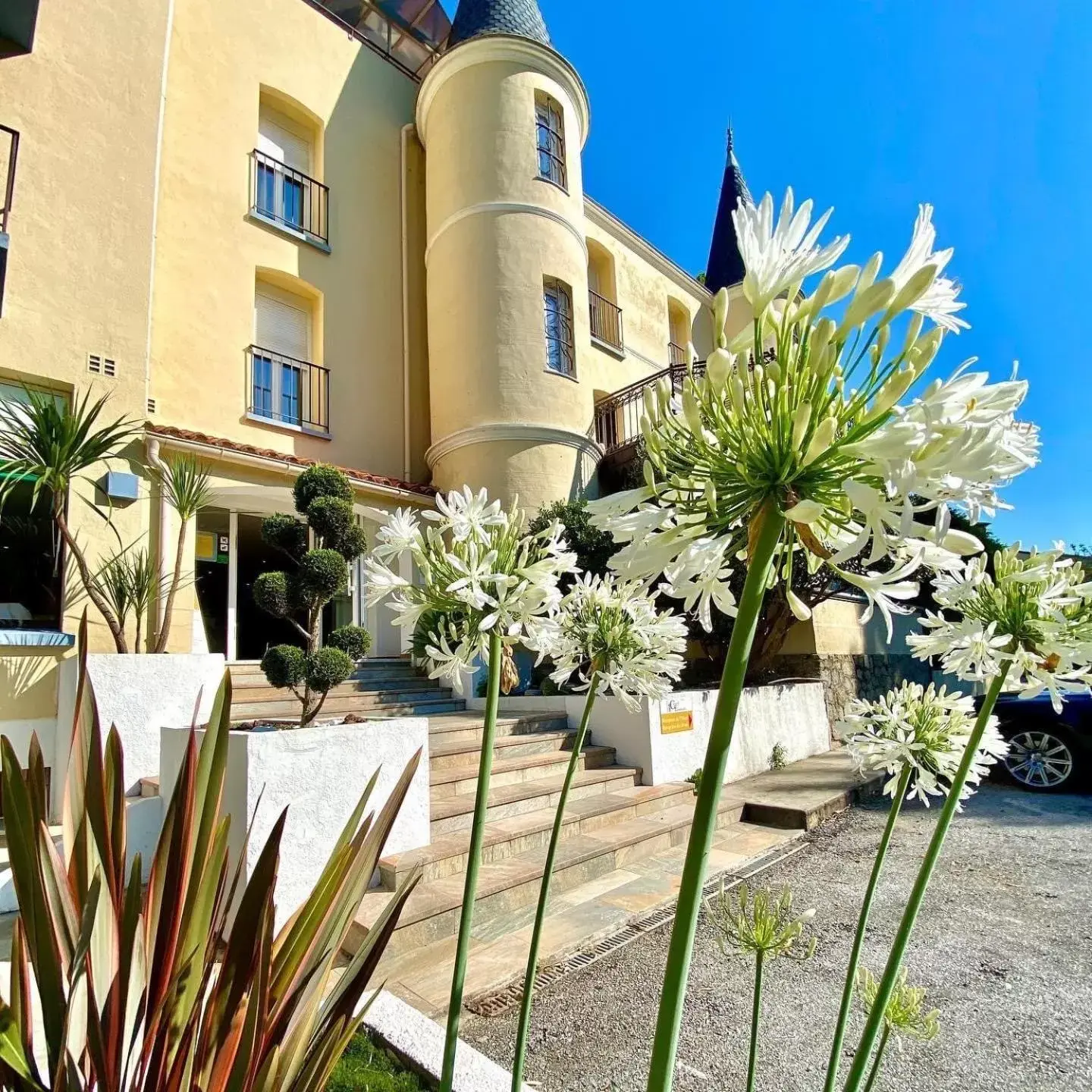 Property Building in Appart'Hotel Castel Emeraude, Charme et Caractère