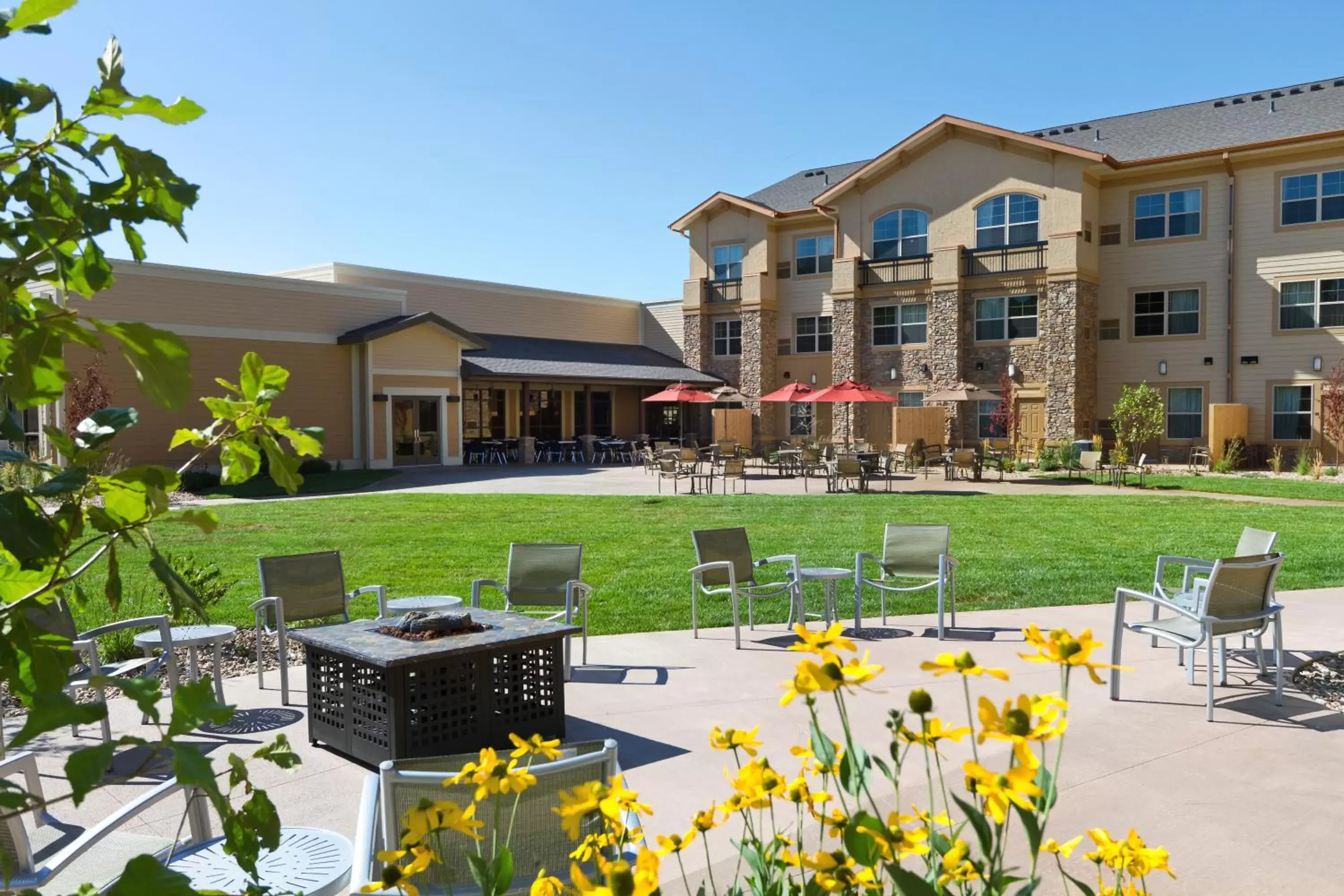 Patio, Property Building in ClubHouse Hotel and Suites