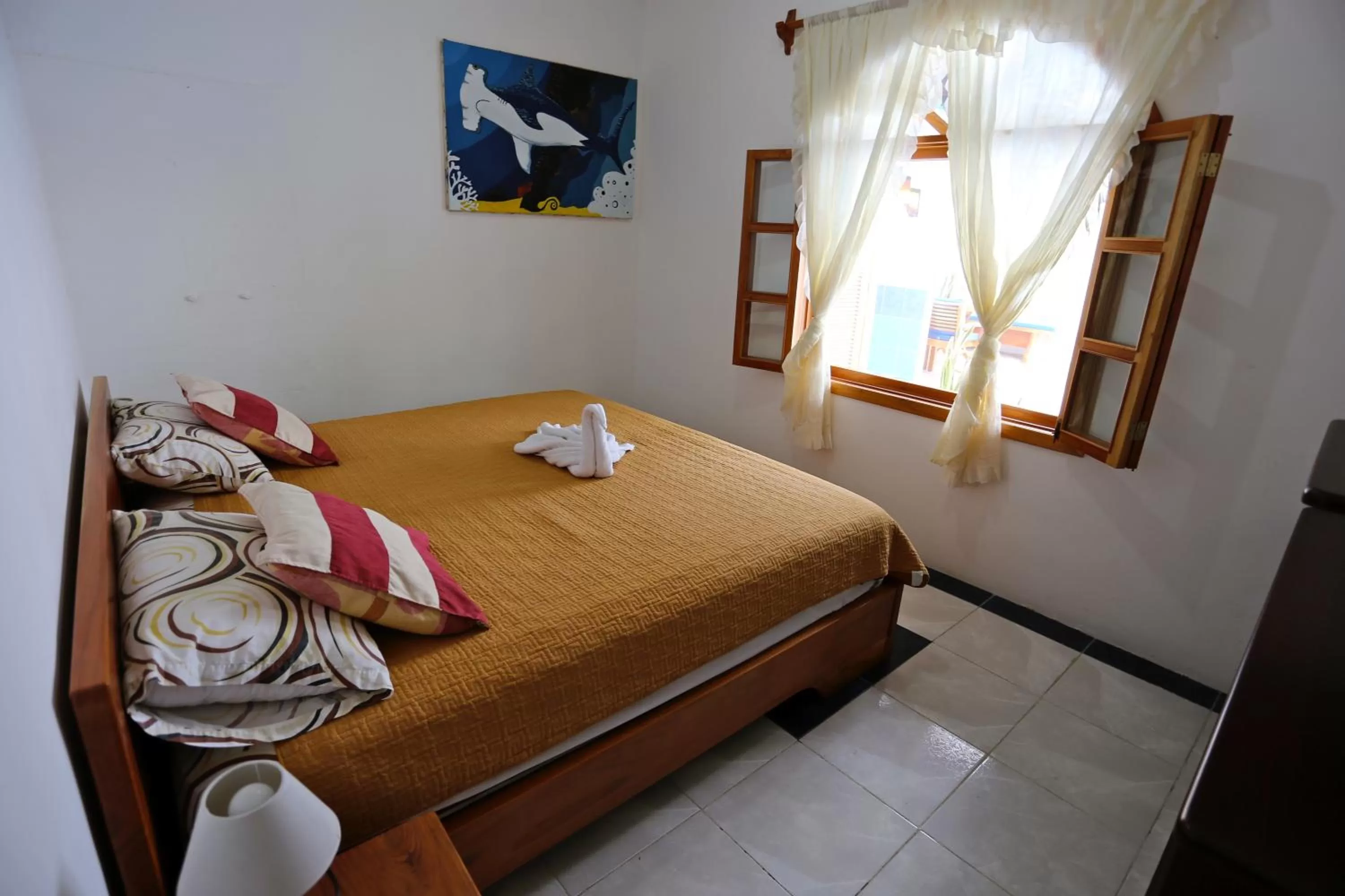 Photo of the whole room, Bed in The Galapagos Pearl B&B
