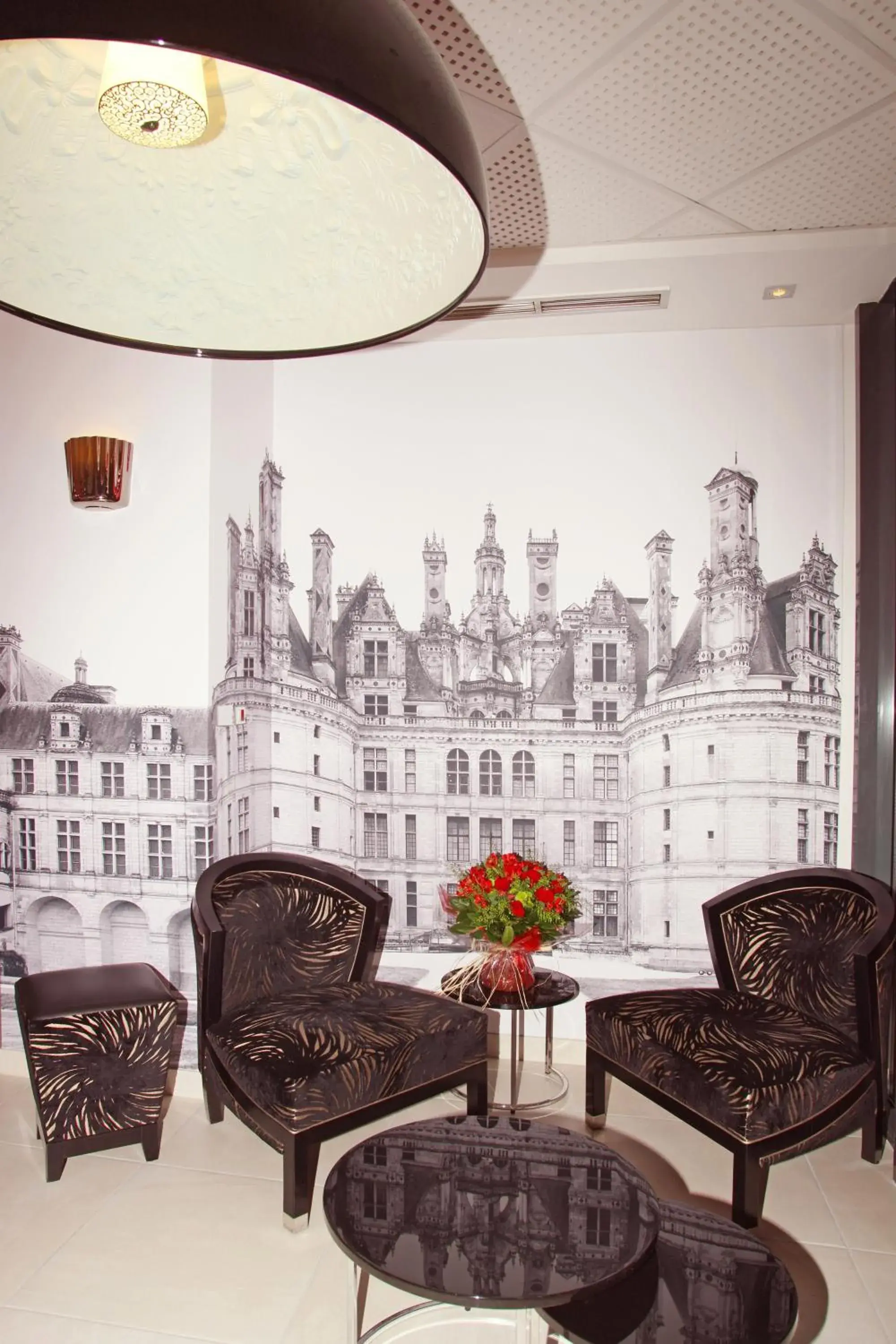 Facade/entrance, Seating Area in Mercure Tours Centre Gare et Congres