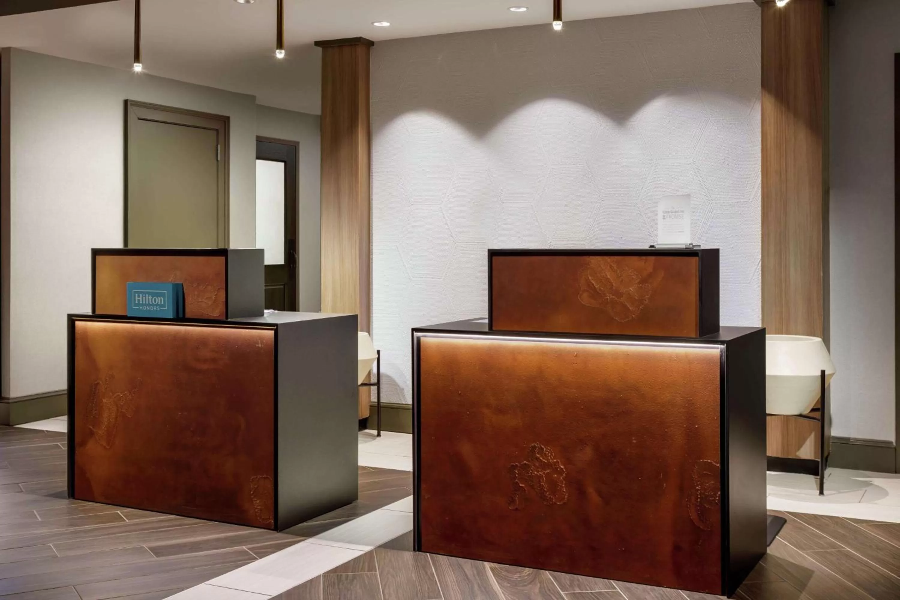 Lobby or reception in Hilton Garden Inn Annapolis Downtown
