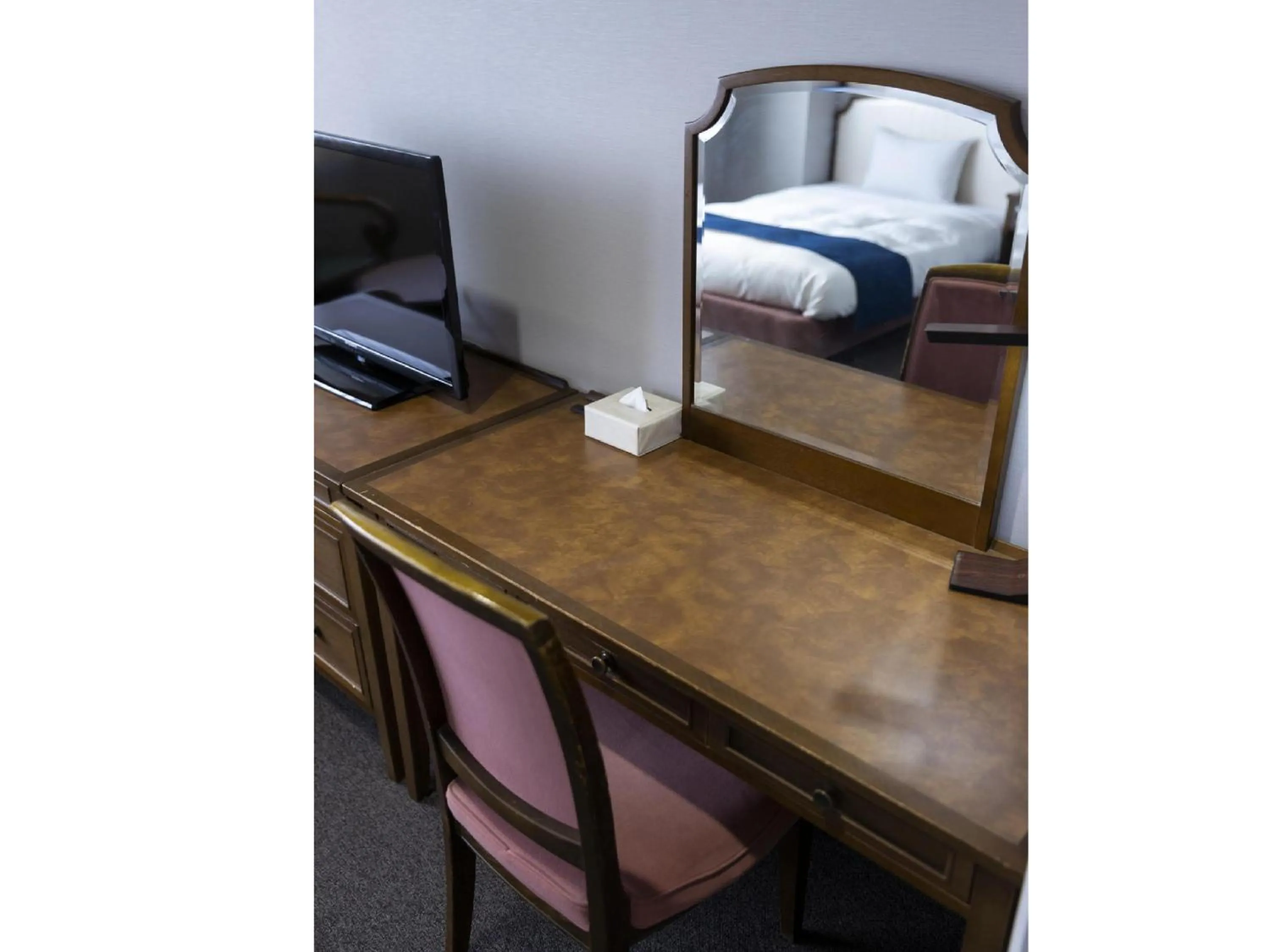 Photo of the whole room, Bed in Ariston Hotel Kobe