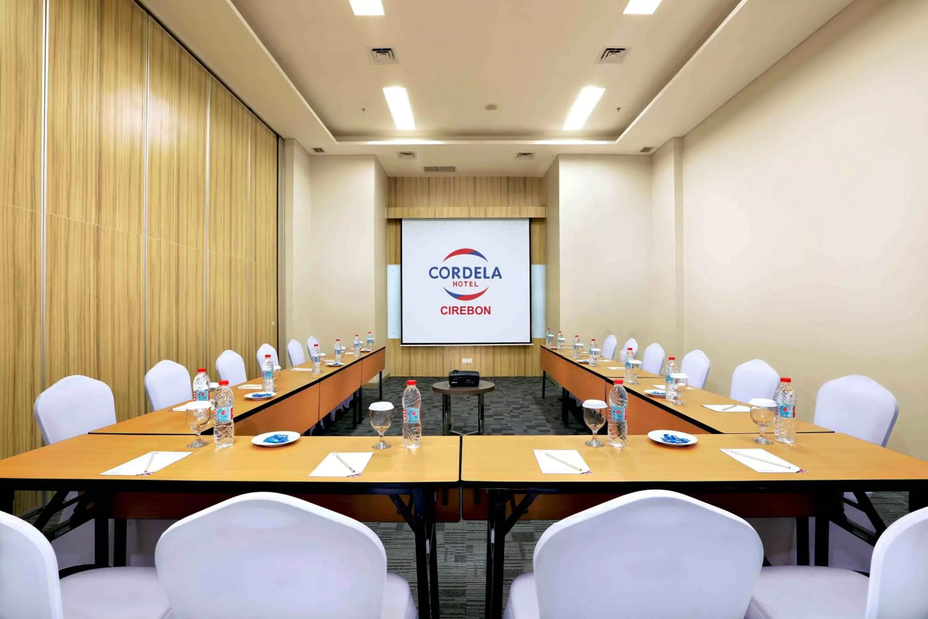 Meeting/conference room in Cordela Hotel Cirebon