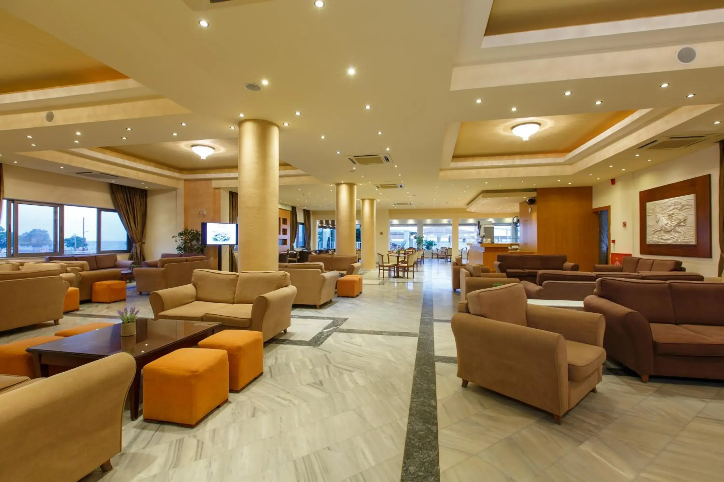 Property building, Lounge/Bar in Europa Beach Hotel