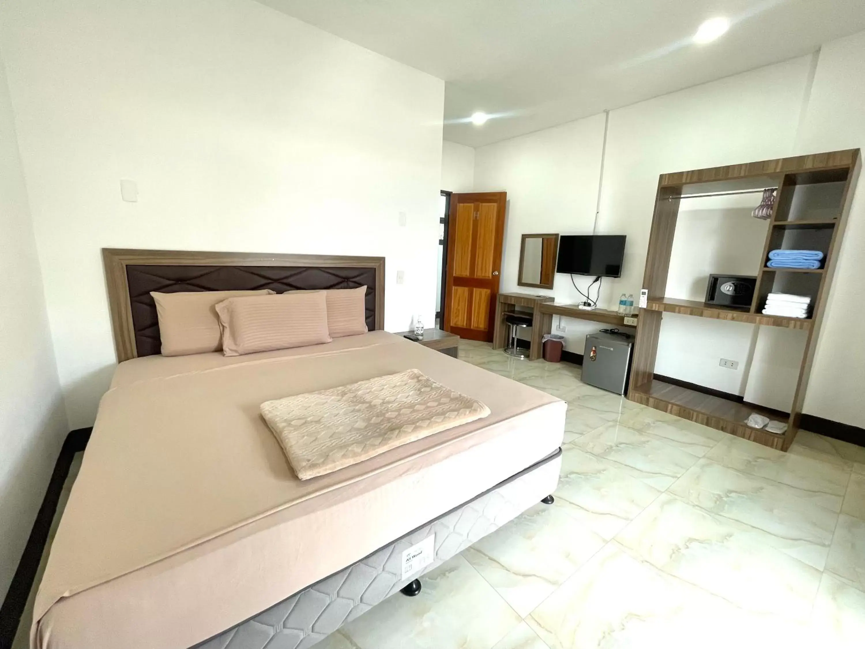 Bed in MGH Alona Resort Bed in MGH Alona Resort