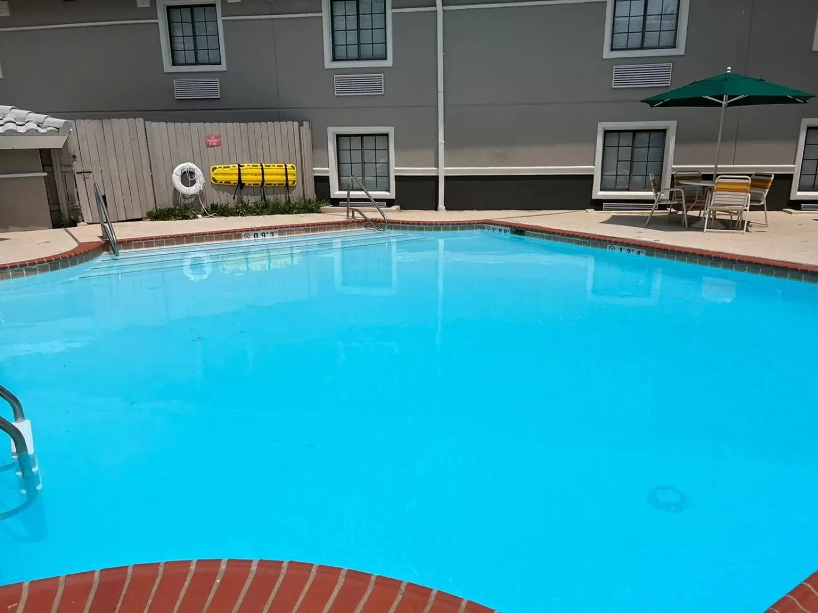 Swimming Pool in La Quinta Inn Lexington-Horse Park