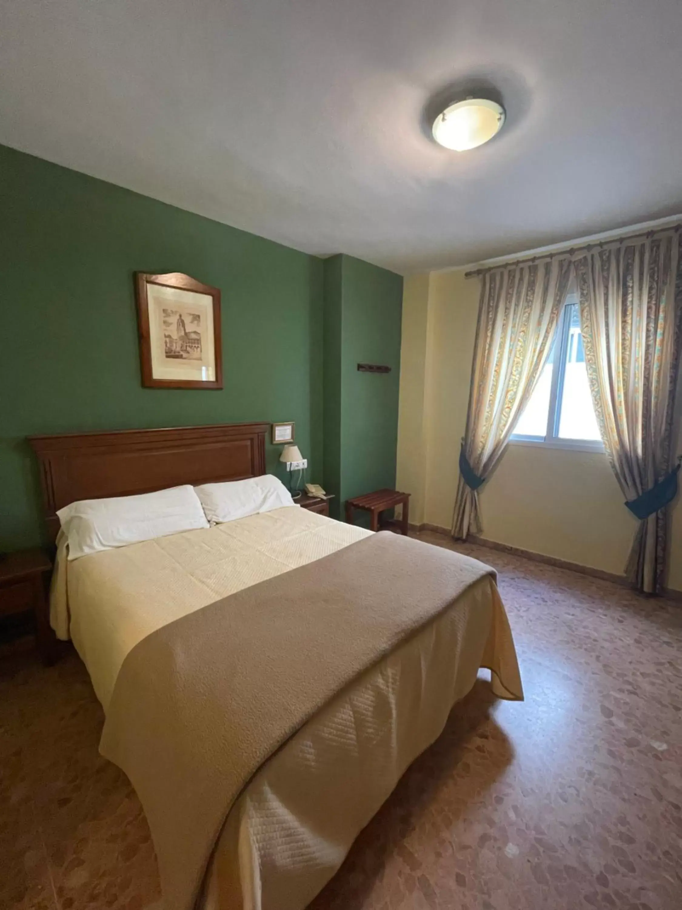 Bed in Hotel Arunda II Bed in Hotel Arunda II