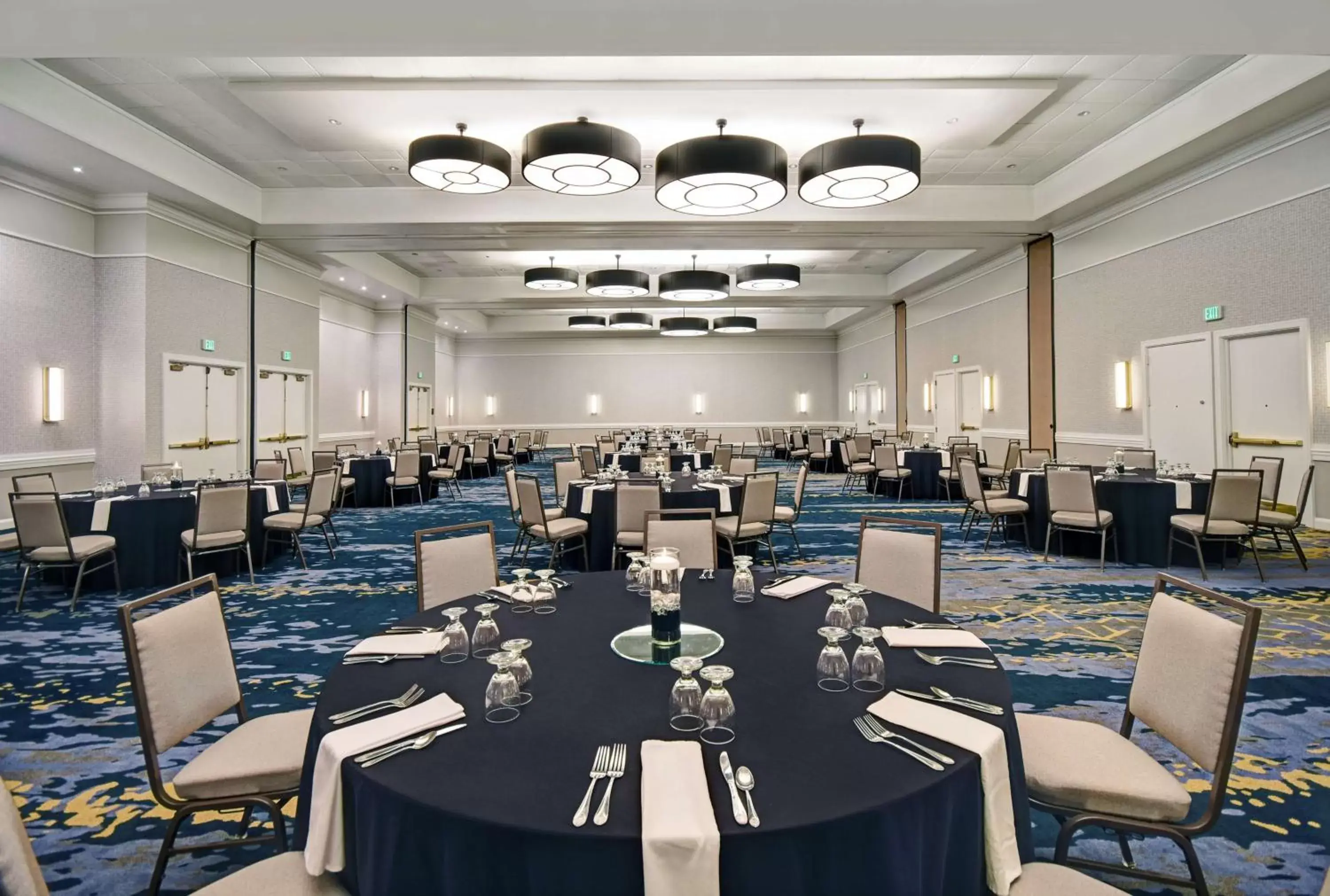 Meeting/conference room, Restaurant/Places to Eat in Hilton Peachtree City Atlanta Hotel & Conference Center