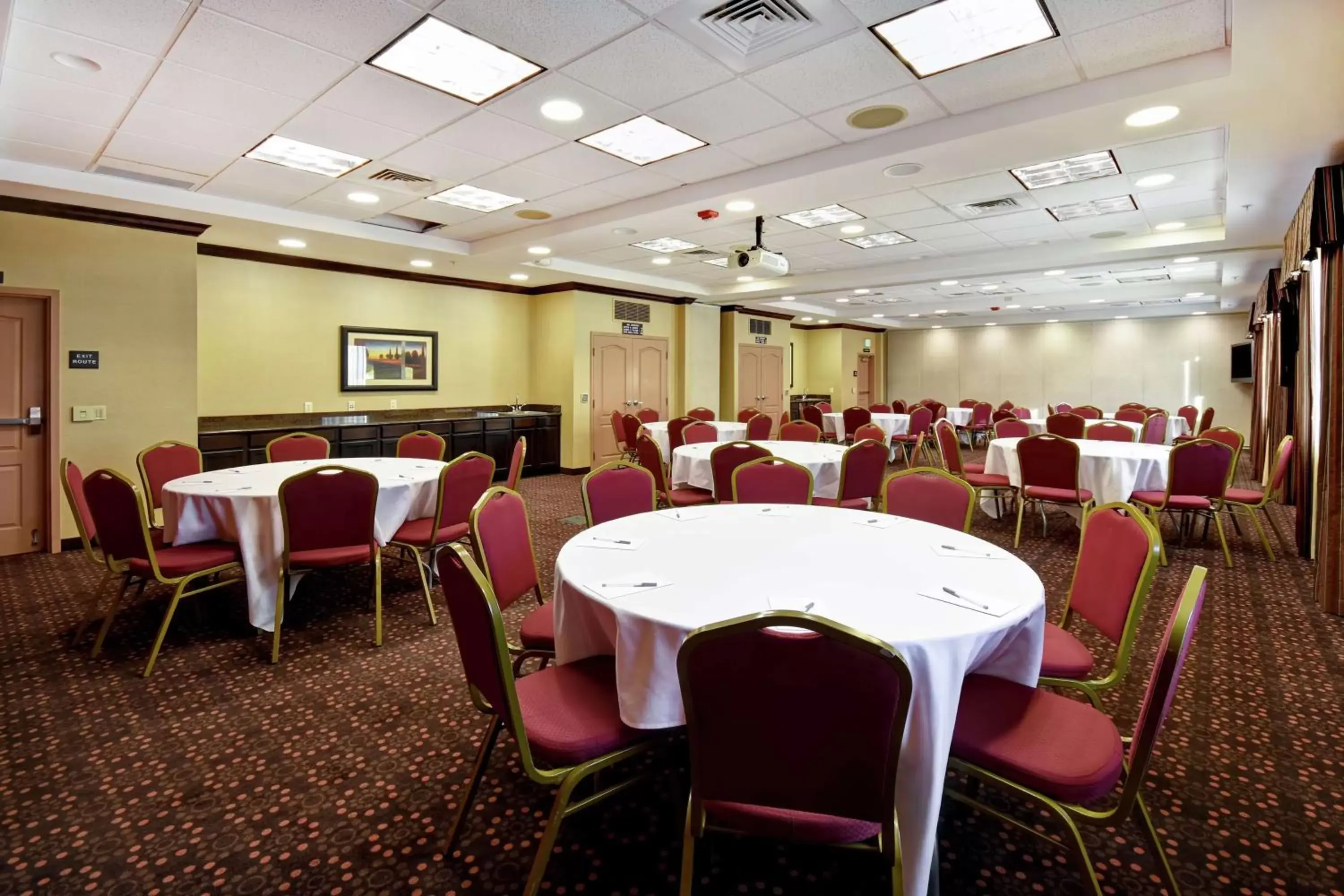 Meeting/conference room in Hampton Inn & Suites Folsom