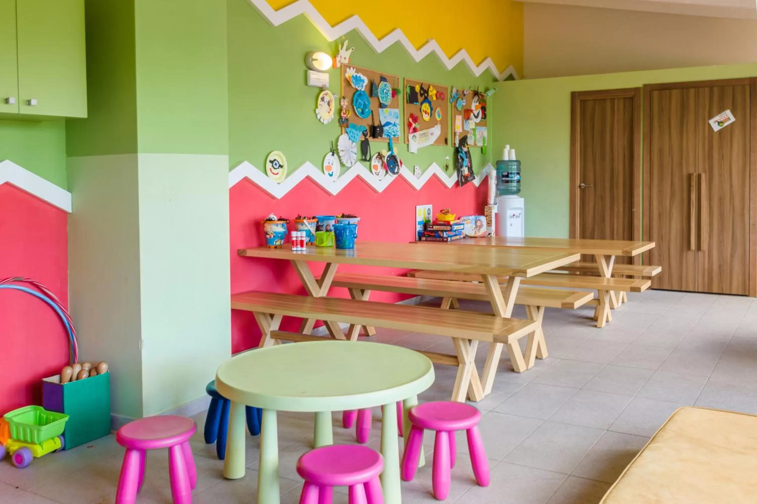 Kids's club, Restaurant/Places to Eat in Zafiro Palace Alcudia