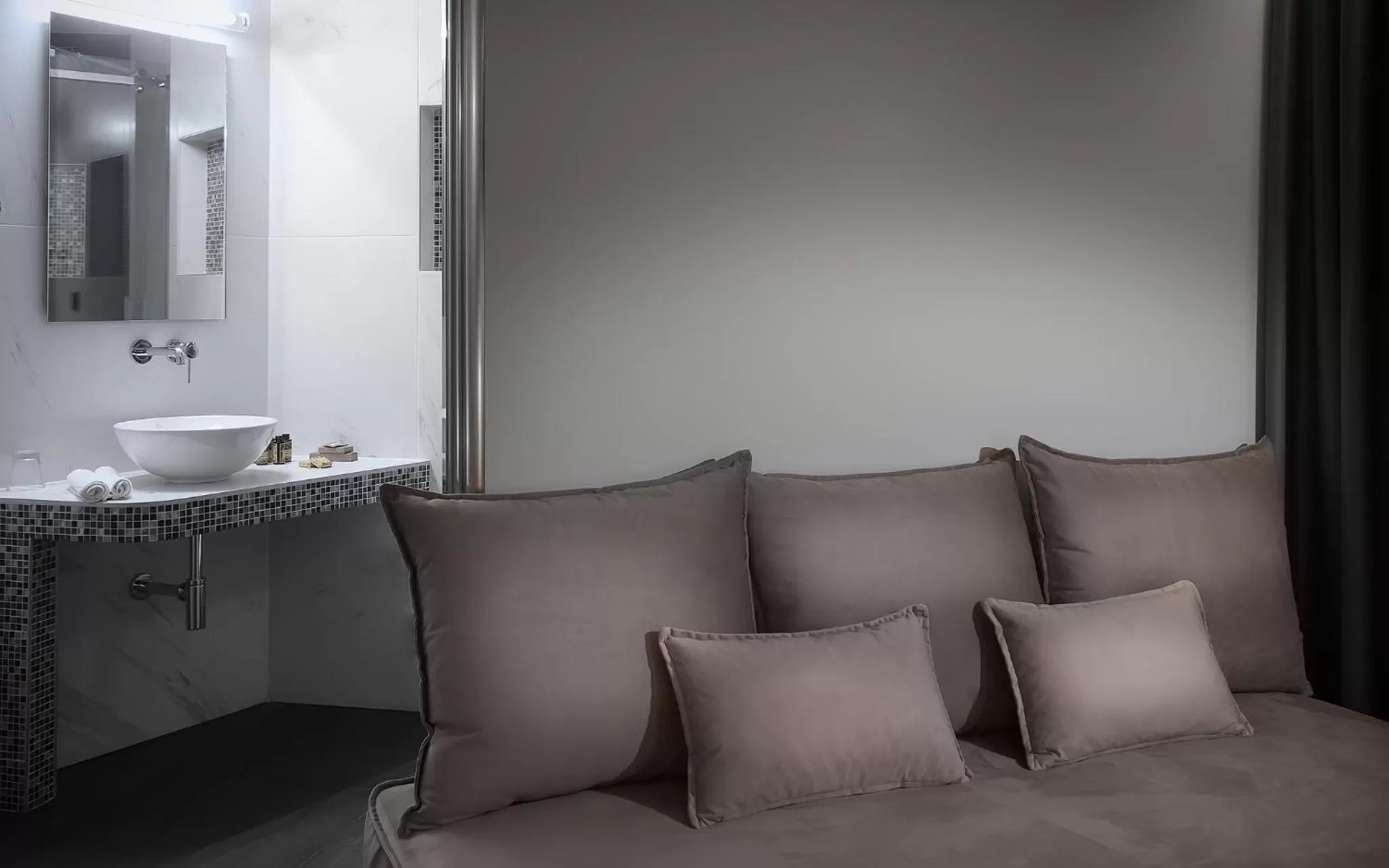 360Degrees Pop Art Hotel