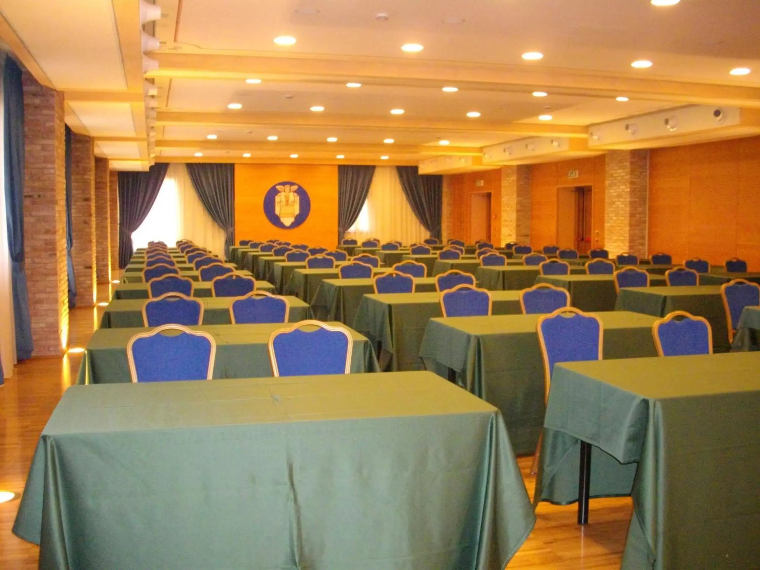 Business facilities in Bes Hotel Bergamo La Muratella