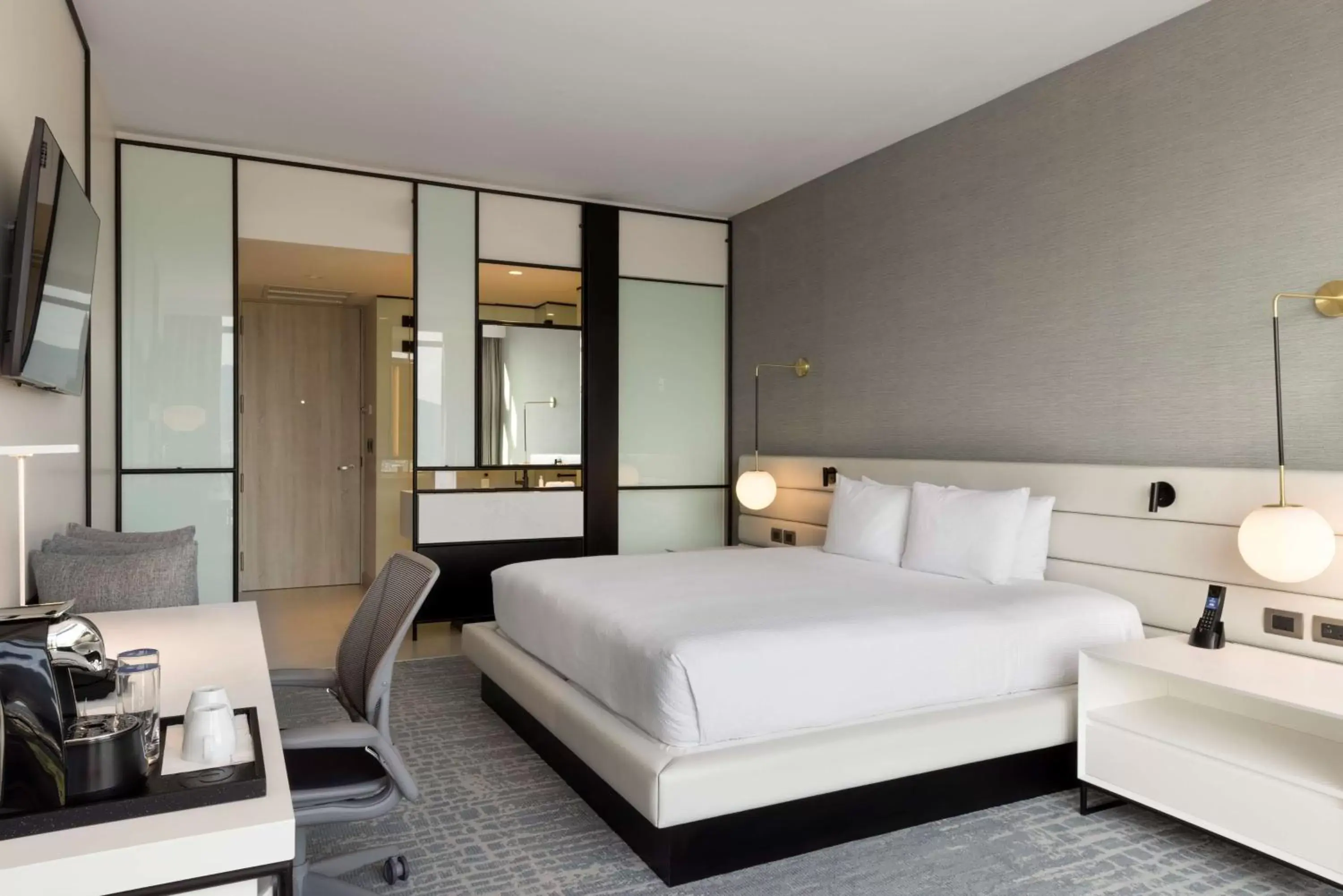 Bedroom, Bed in Hilton San Jose La Sabana