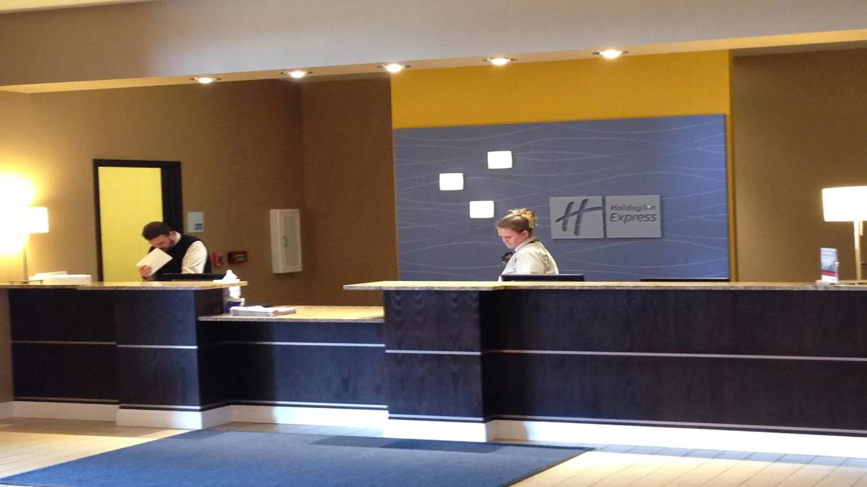 Property building, Lobby/Reception in Holiday Inn Express and Suites Columbia University Area, an IHG Hotel