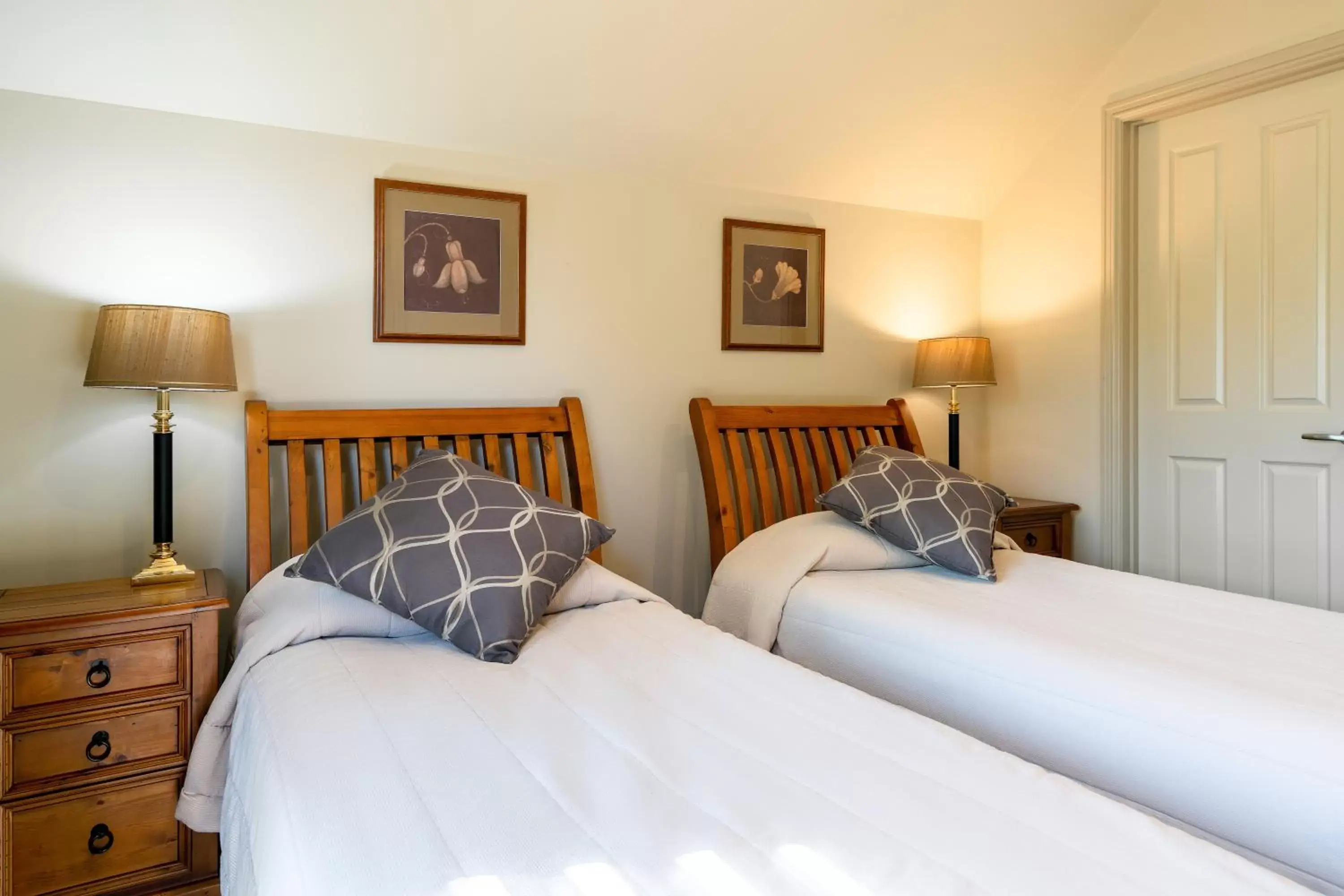 Bed in Wanaka Luxury Apartments