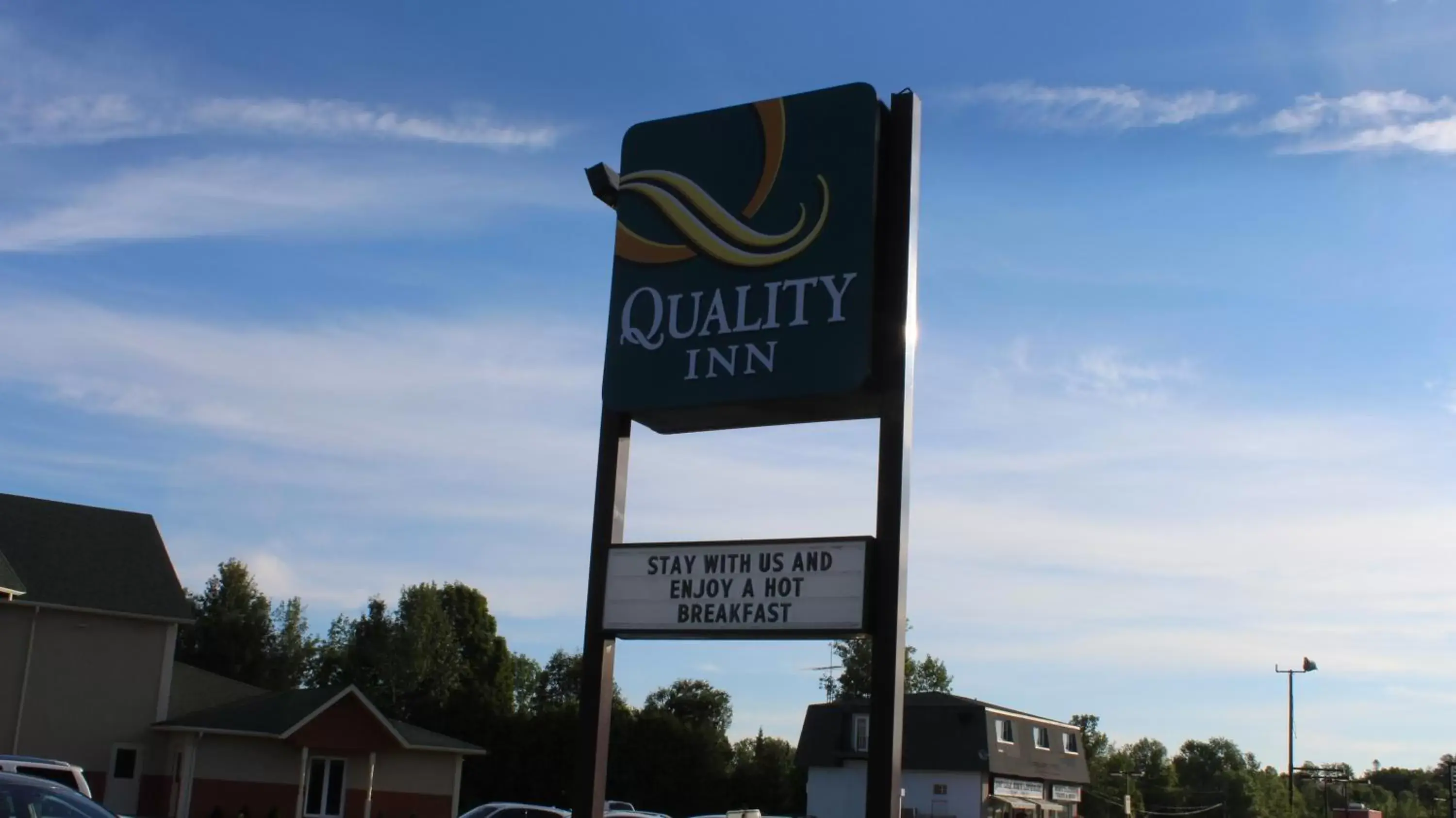 Facade/entrance, Property Logo/Sign in Quality Inn Southampton