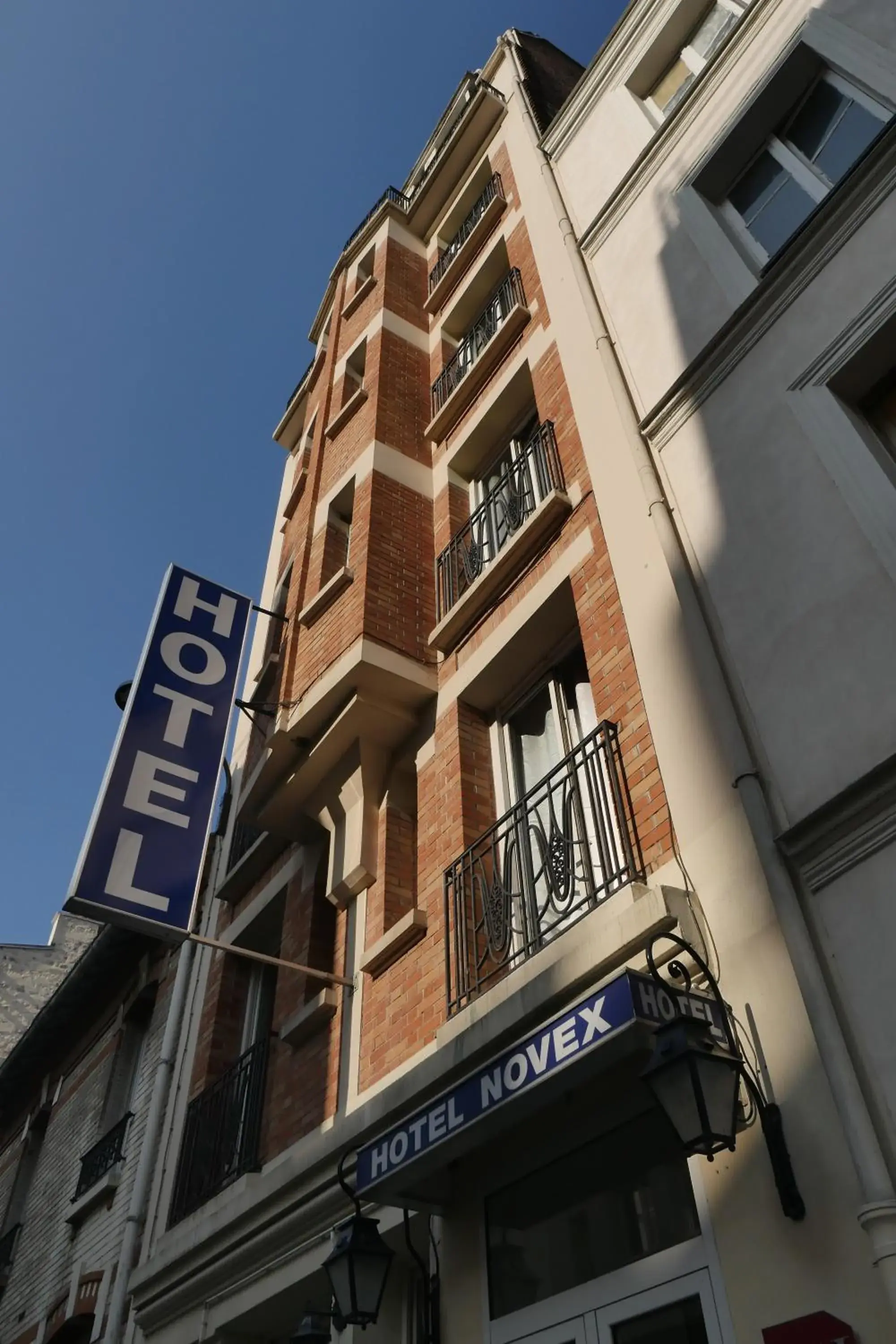 Property Building in Hotel Novex