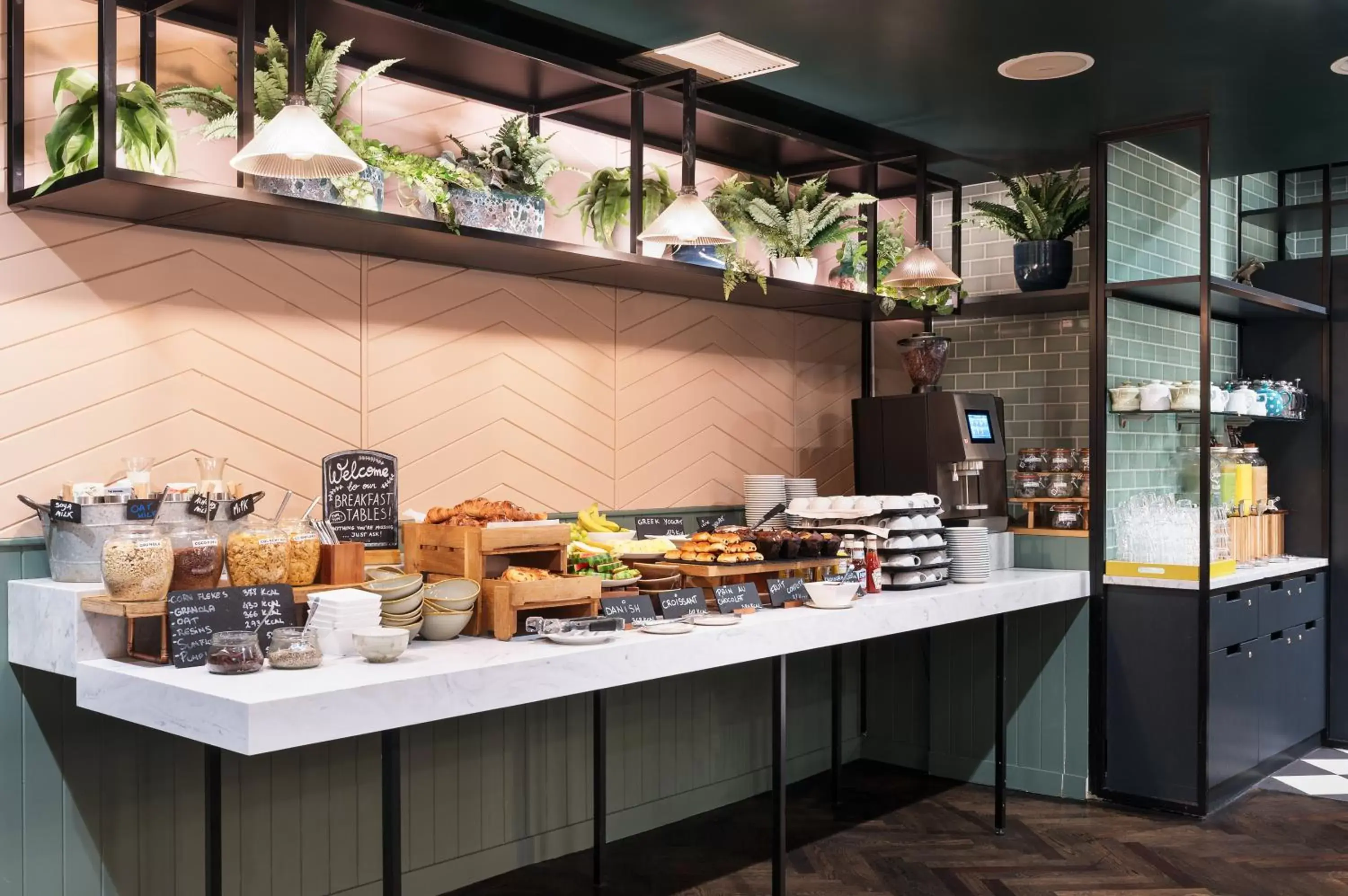 Restaurant/places to eat in Hotel Indigo London - Kensington by IHG Restaurant/places to eat in Hotel Indigo London - Kensington by IHG