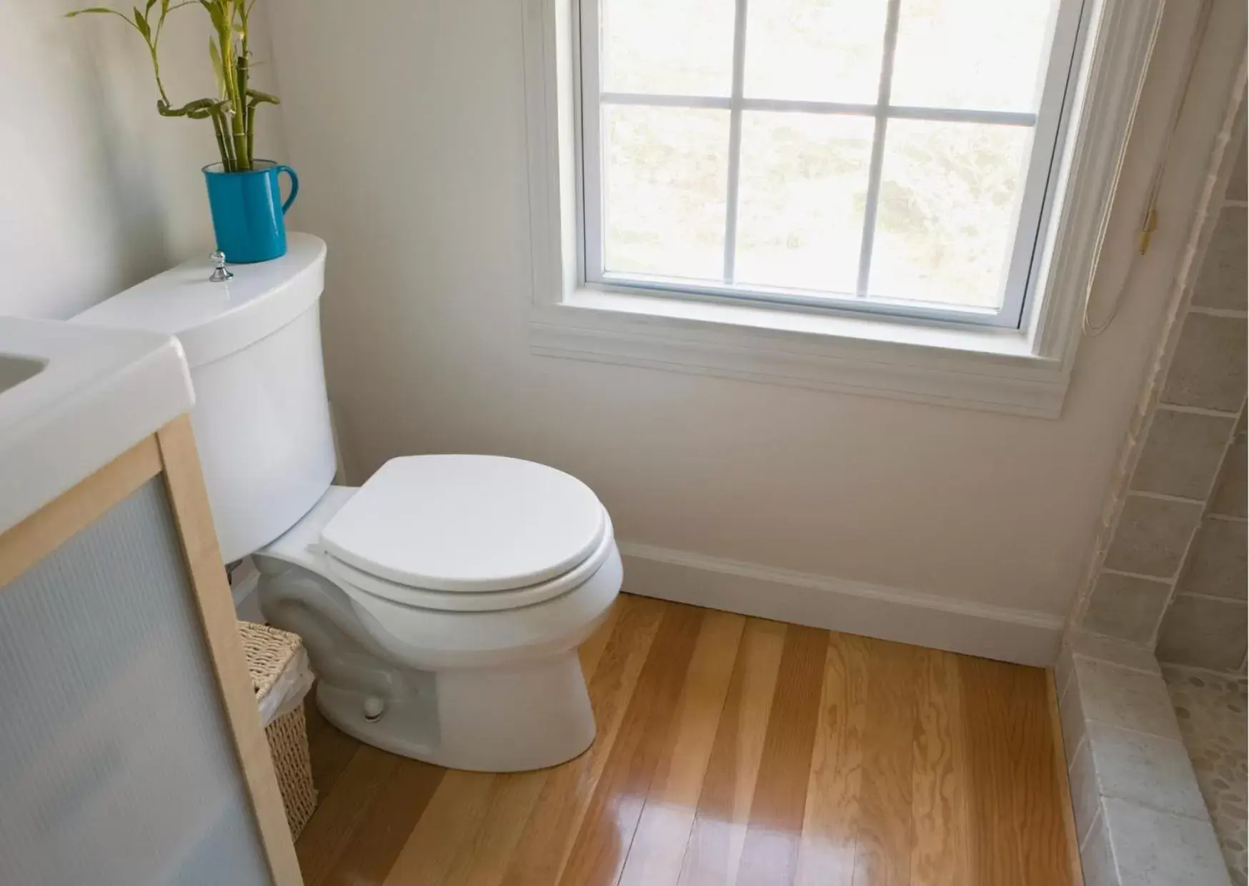 Bathroom in Zingle Stay Airport Hotel Bathroom in Zingle Stay Airport Hotel