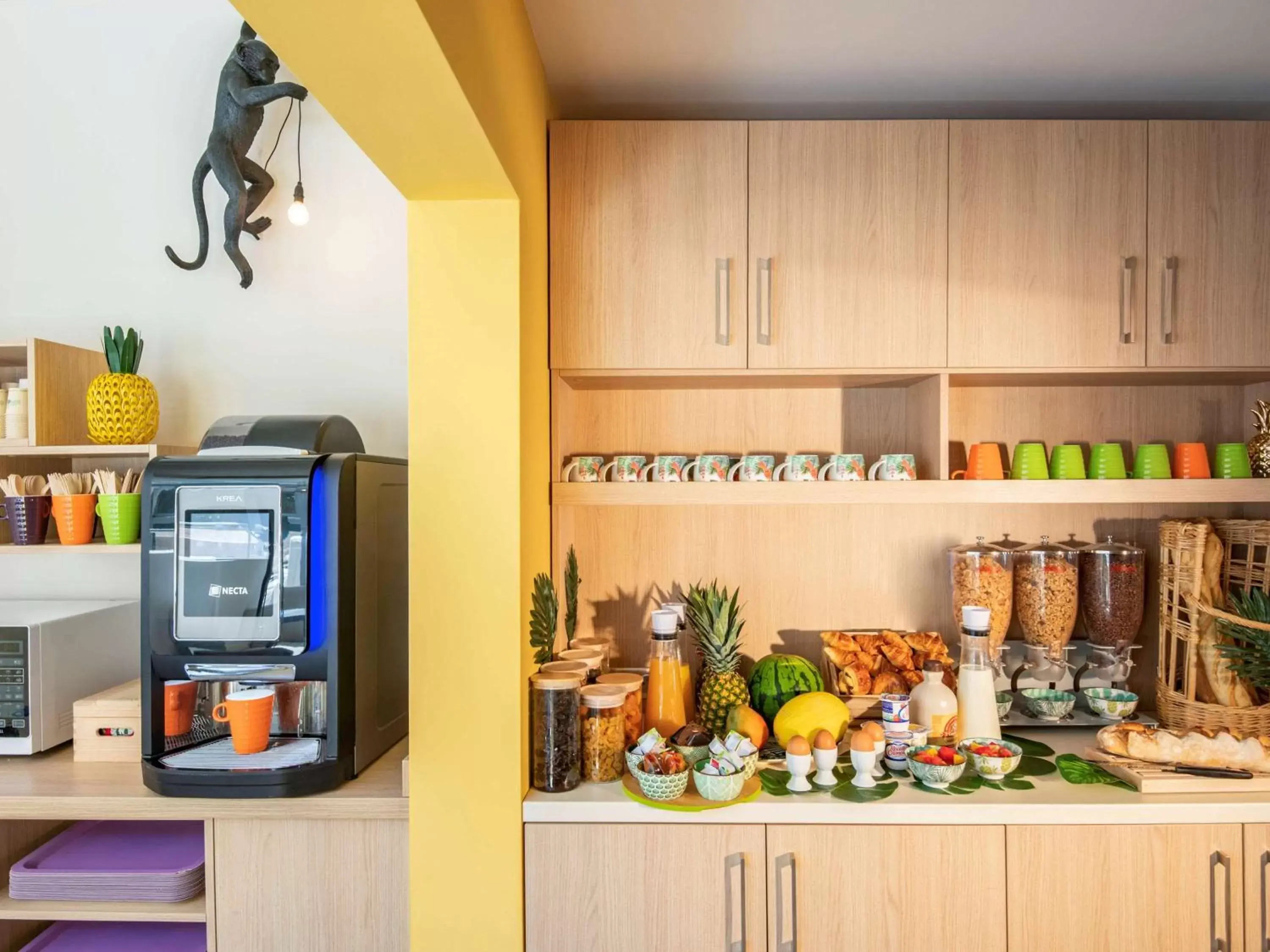 Restaurant/places to eat, Kitchen/Kitchenette in ibis Styles Beaulieu sur Mer