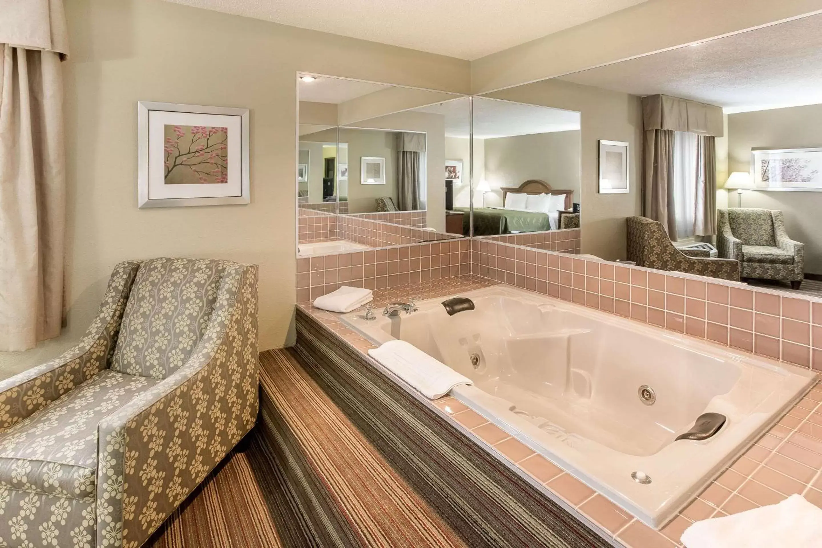 Photo of the whole room, Bathroom in Quality Inn