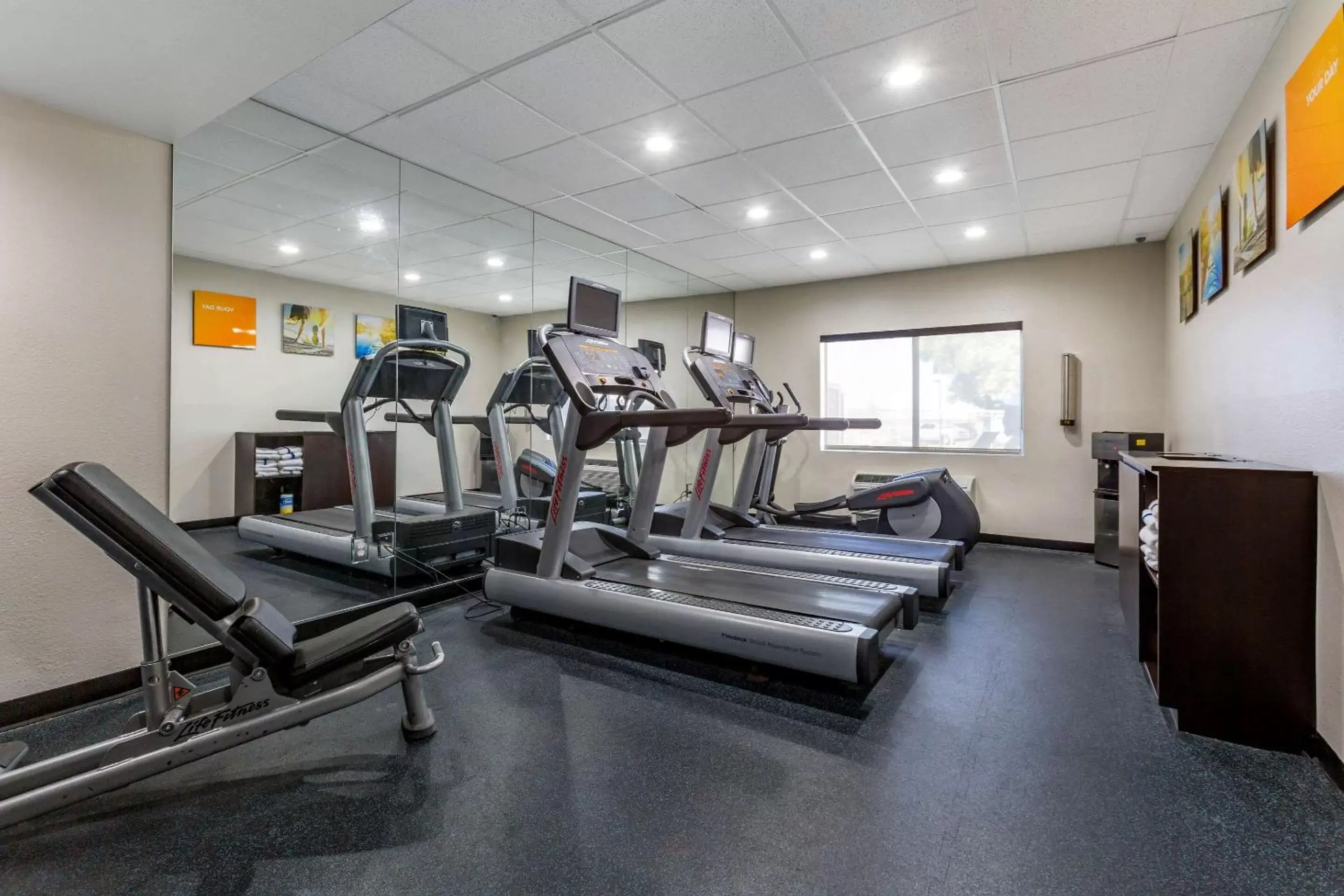 Fitness centre/facilities, Fitness Center/Facilities in Comfort Inn & Suites Phoenix North / Deer Valley