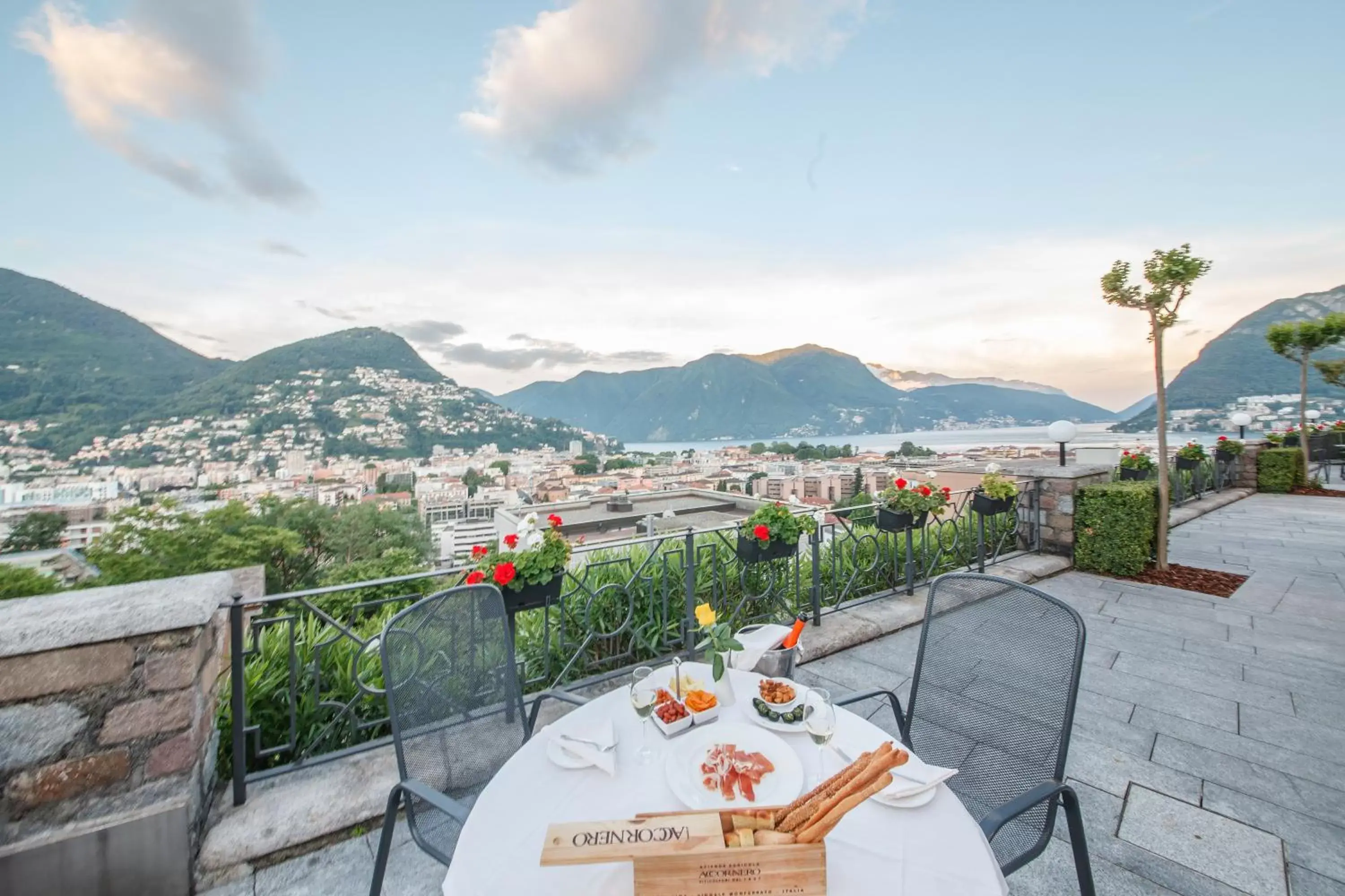 Restaurant/places to eat in Villa Sassa Hotel, Residence & Spa - Ticino Hotels Group