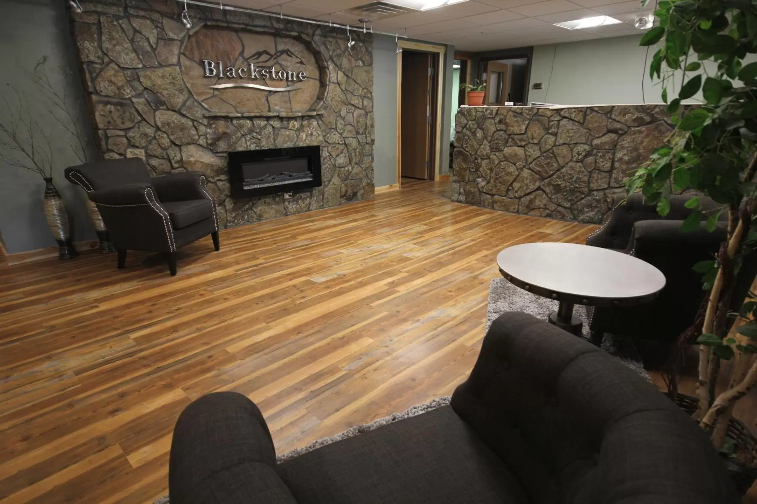 Lobby or reception, Seating Area in Blackstone Lodge and Suites