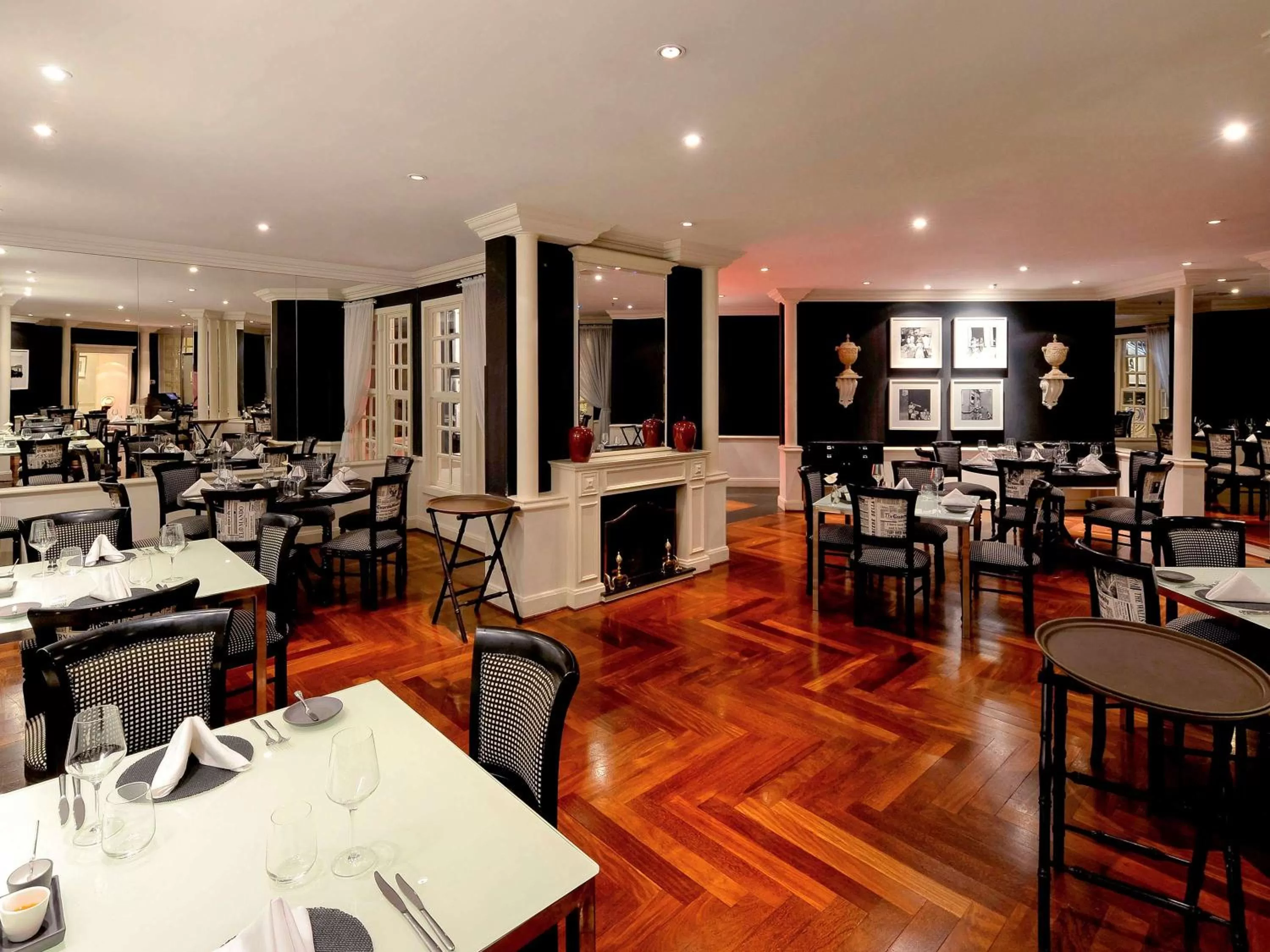 Restaurant/places to eat in Grand Mercure Sao Paulo Ibirapuera