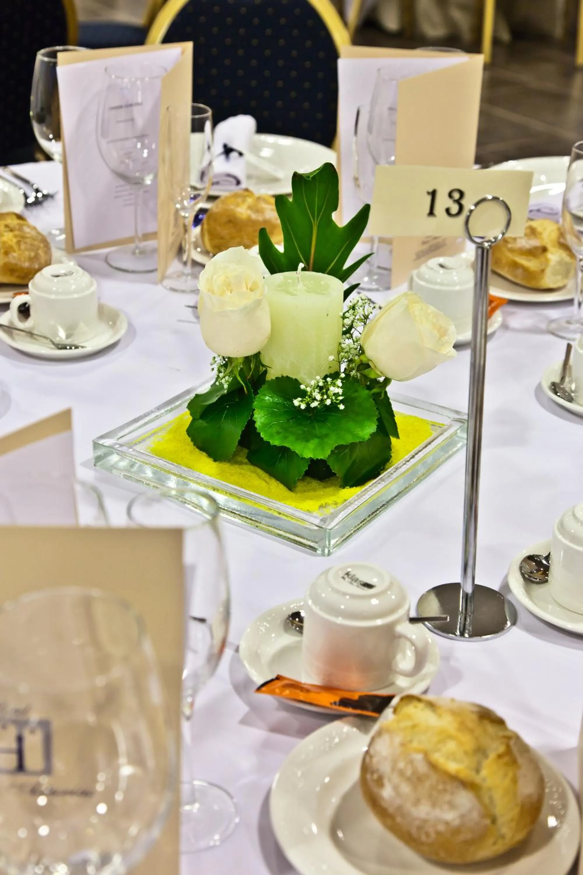Lounge or bar in Hotel Palacio de Asturias