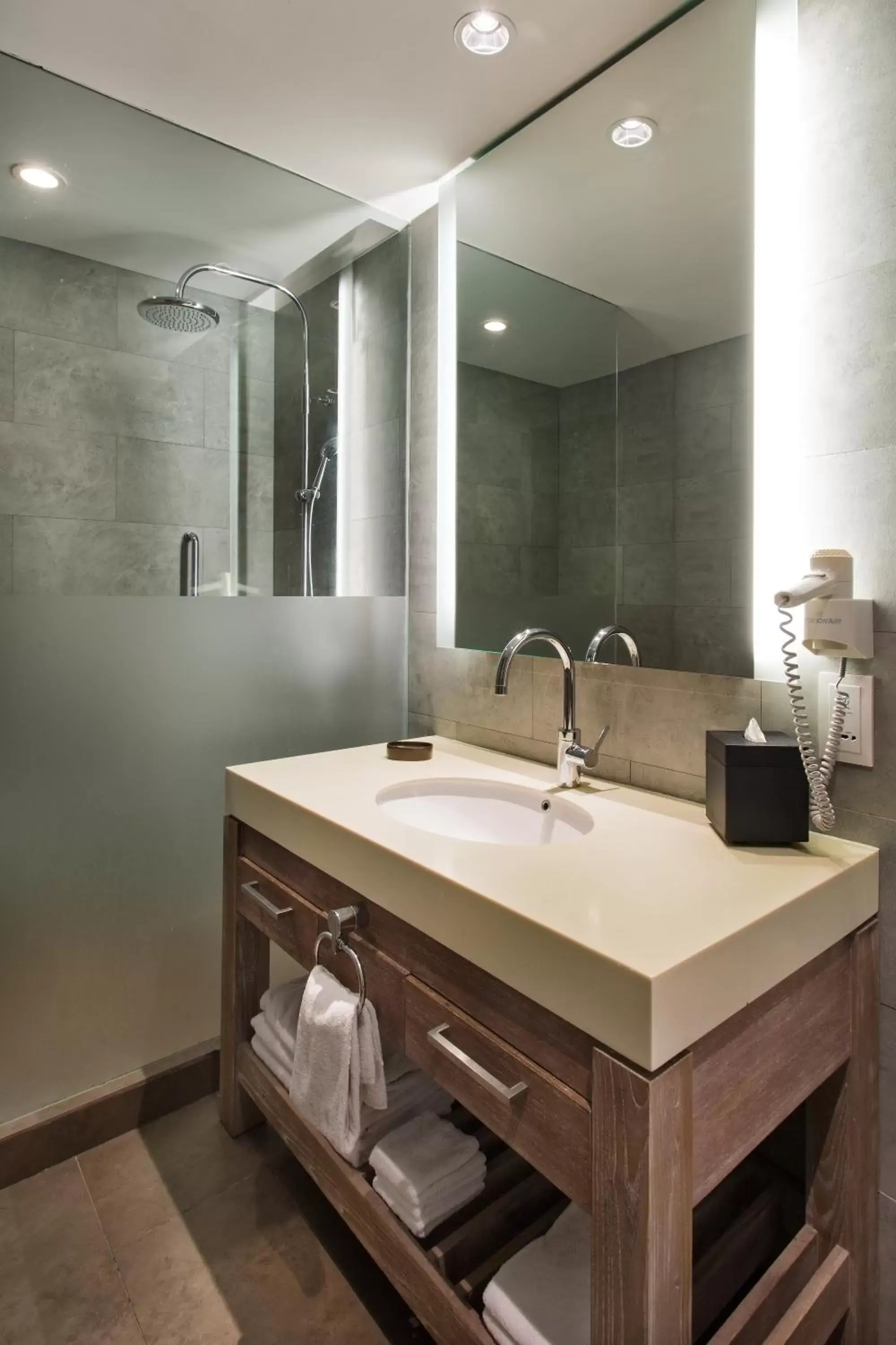 Bathroom in Hilton Garden Inn Bali Ngurah Rai Airport