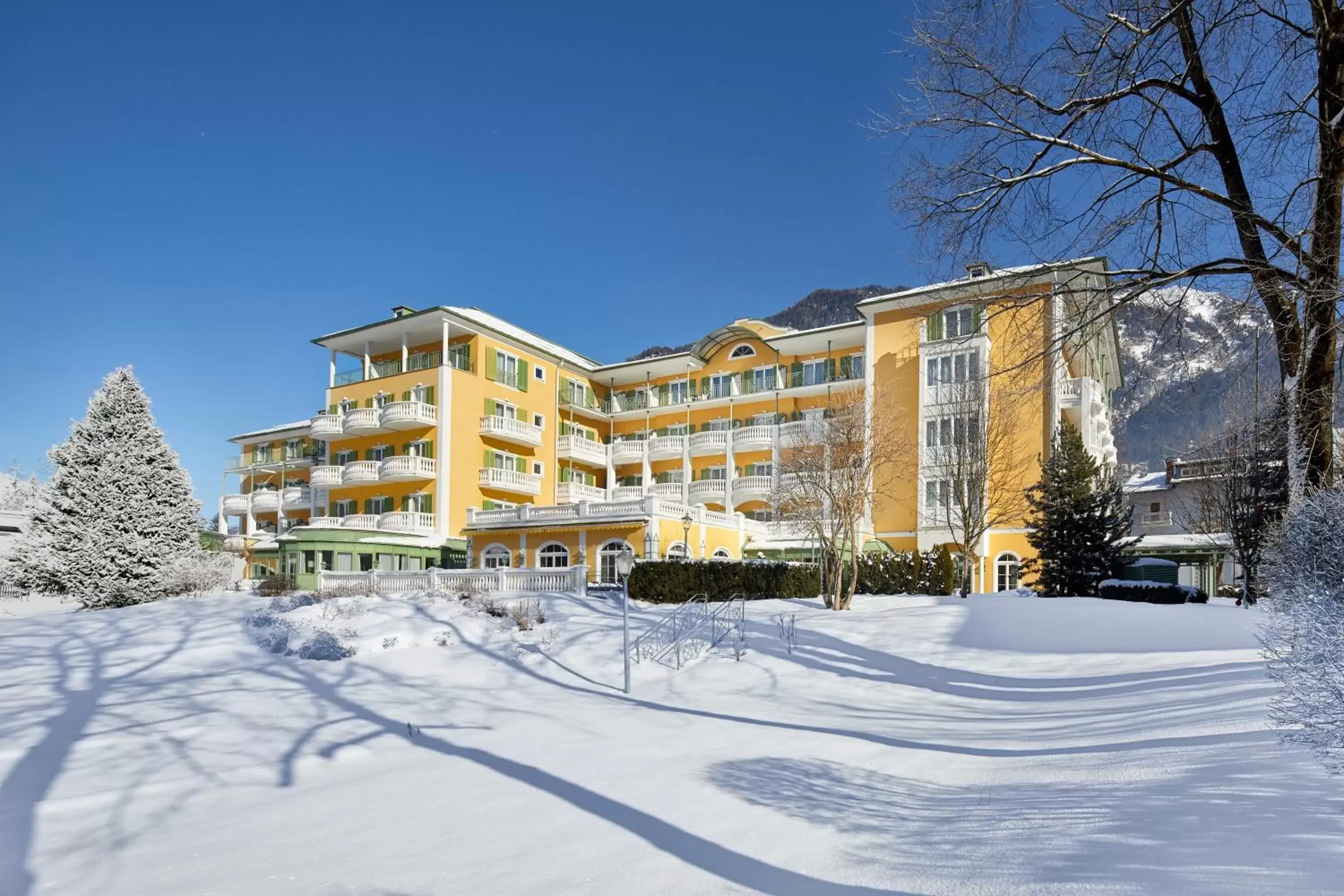 Property building, Winter in Das Alpenhaus Gasteinertal