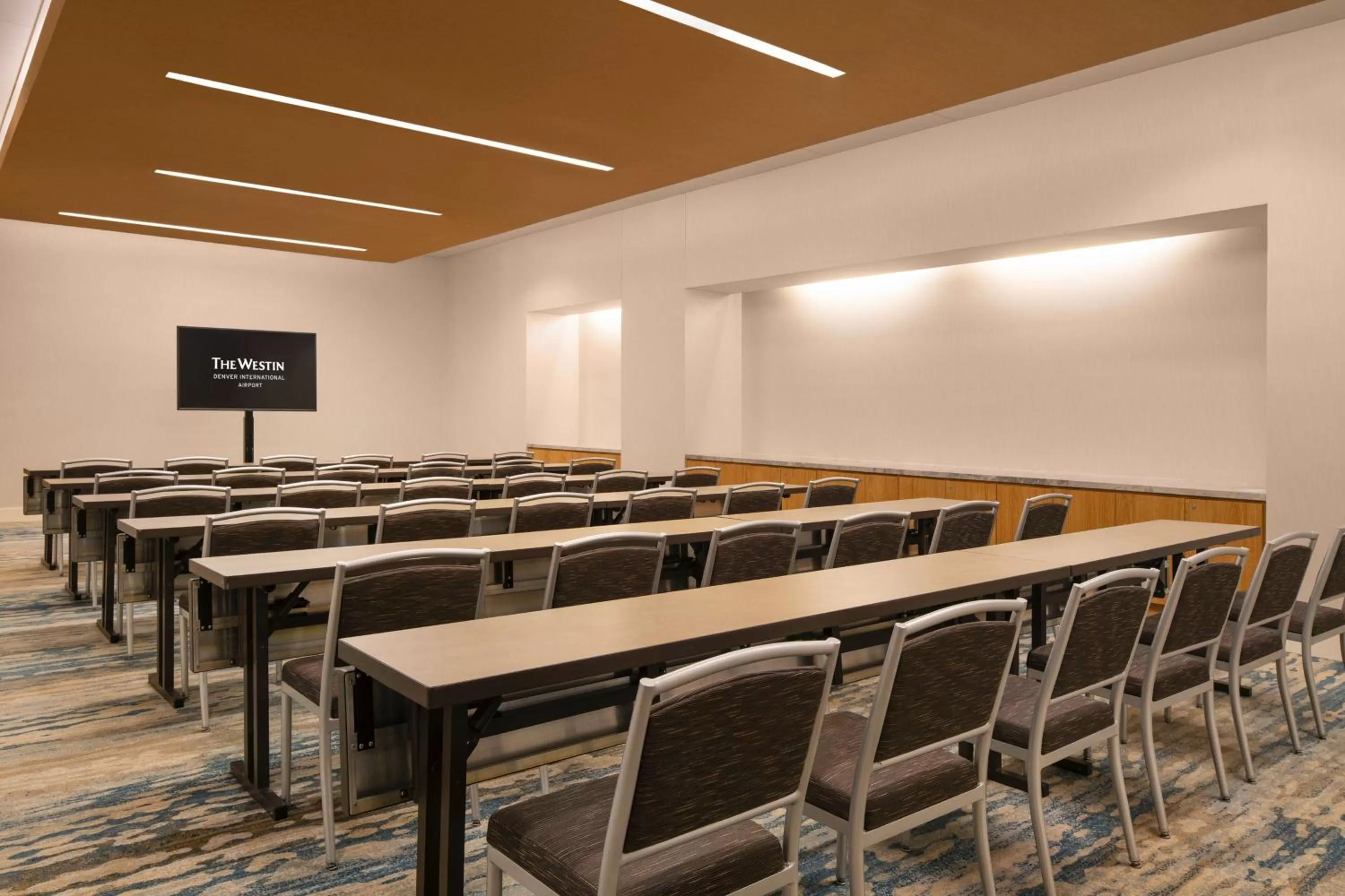 Meeting/conference room in The Westin Denver International Airport