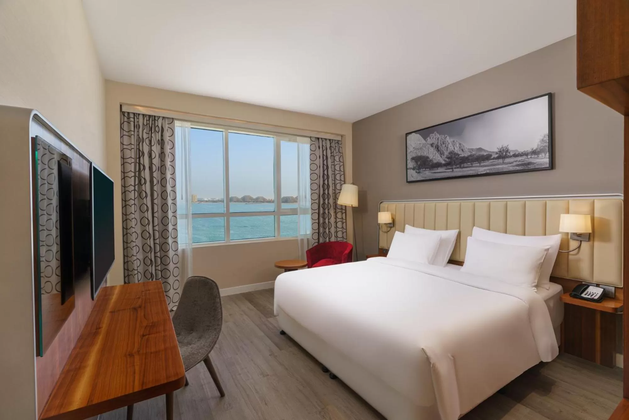 Bed in Radisson Resort Ras Al Khaimah Marjan Island