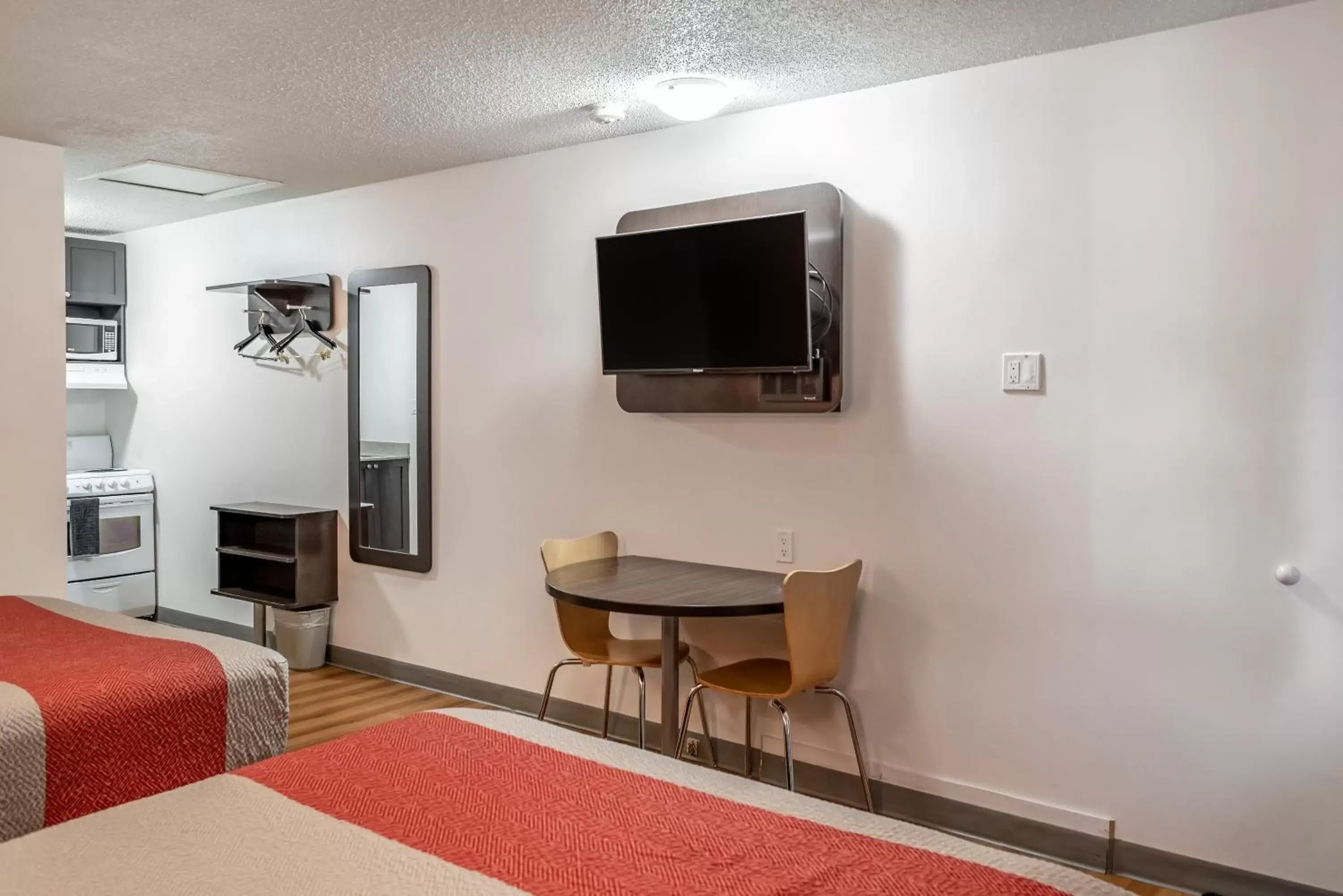 TV and multimedia, TV/Entertainment Center in Motel 6-Fort Nelson, BC