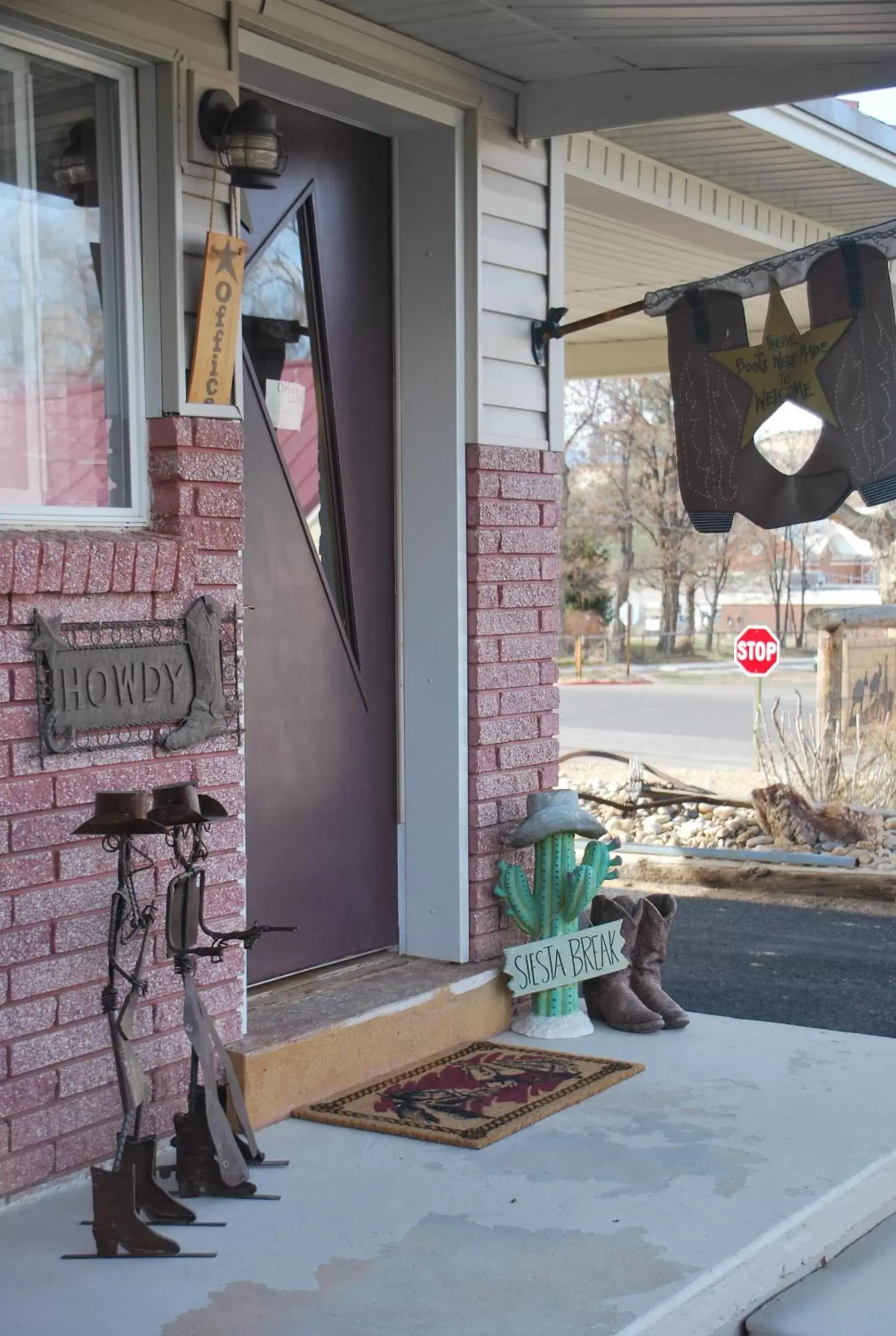 Property building in Cowboy Country Inn