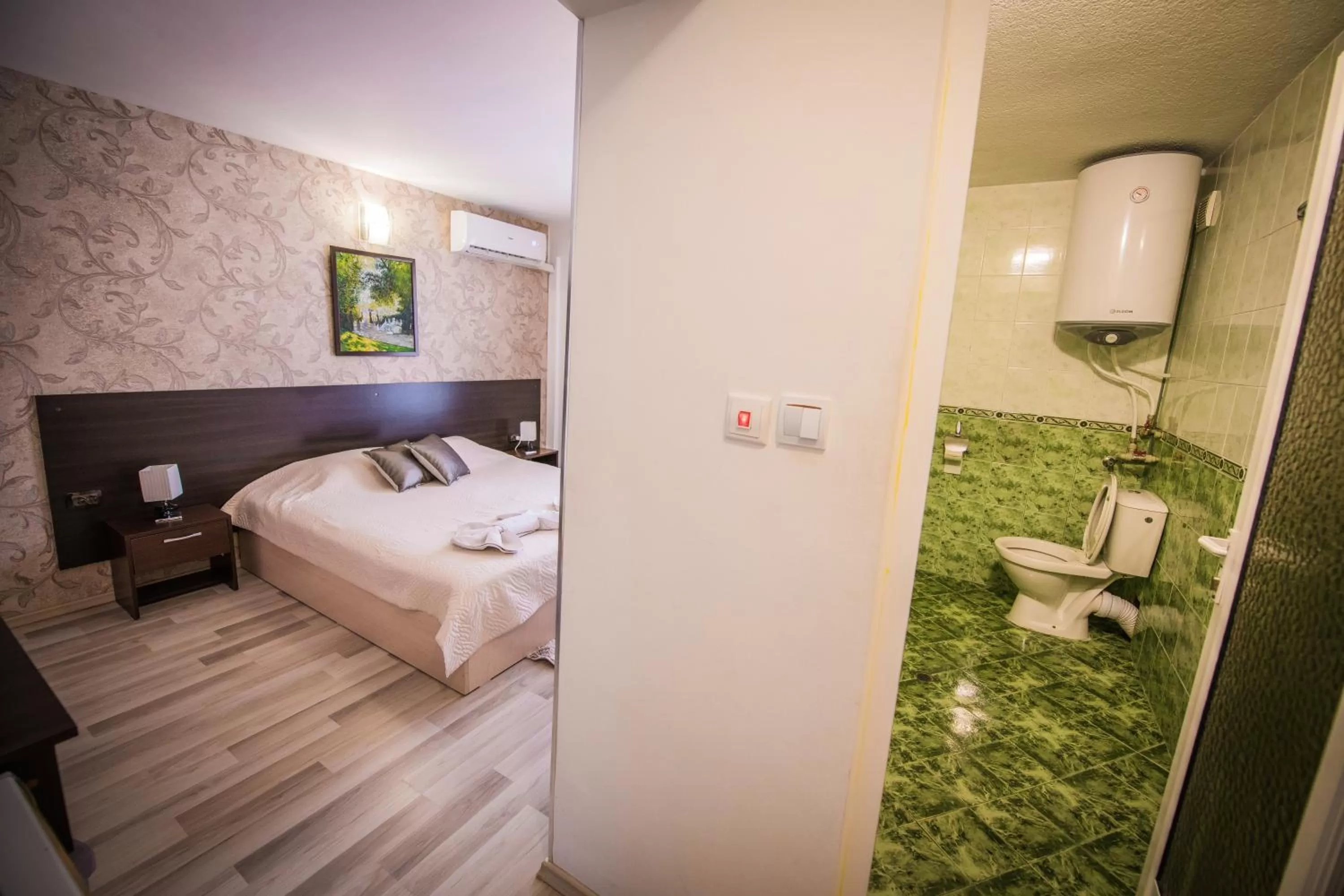 Bed in Vida Family Hotel