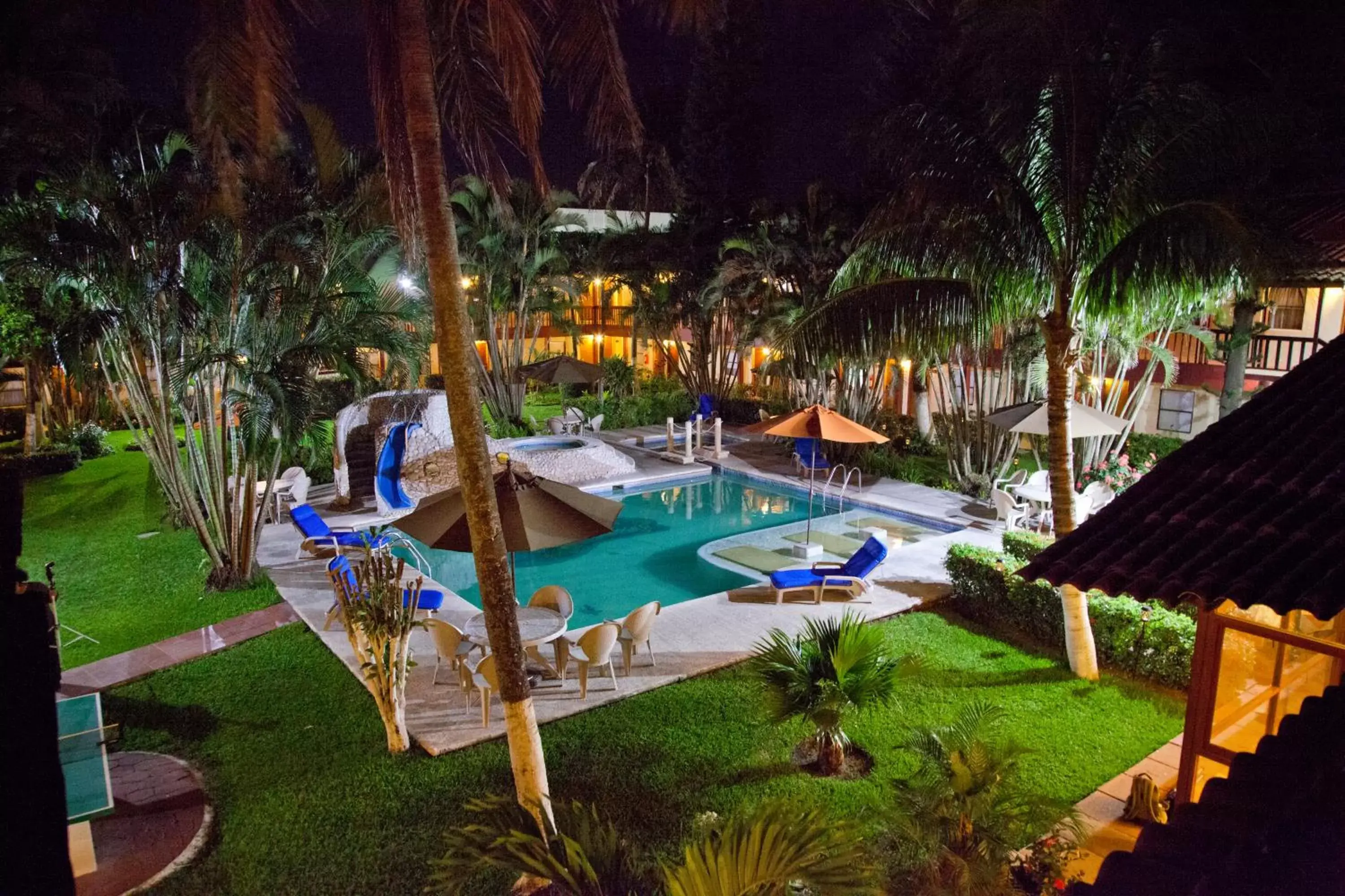 Night, Pool View in Los Andes Coatzacoalcos