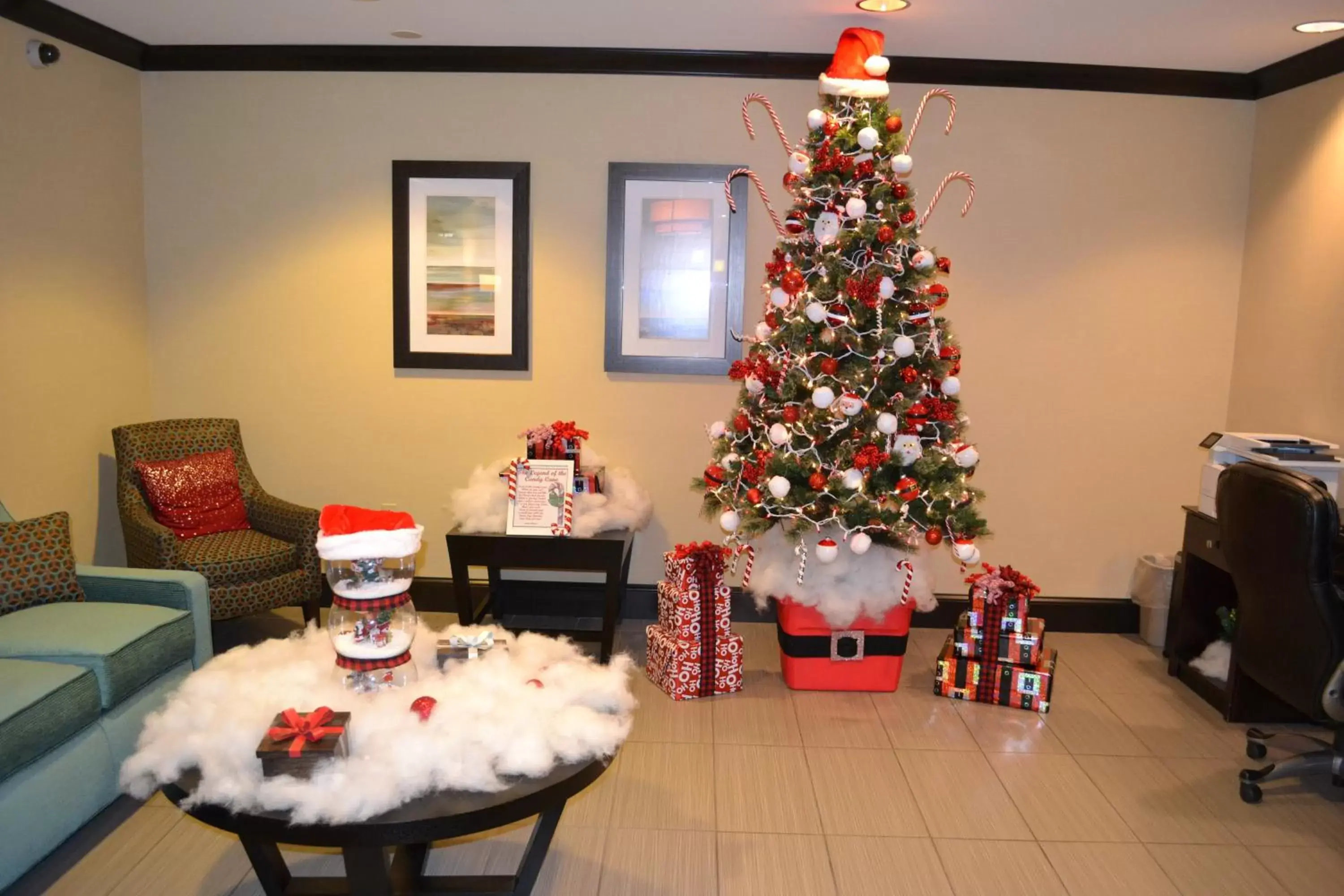 Lobby or reception in Holiday Inn Express Selinsgrove, an IHG Hotel