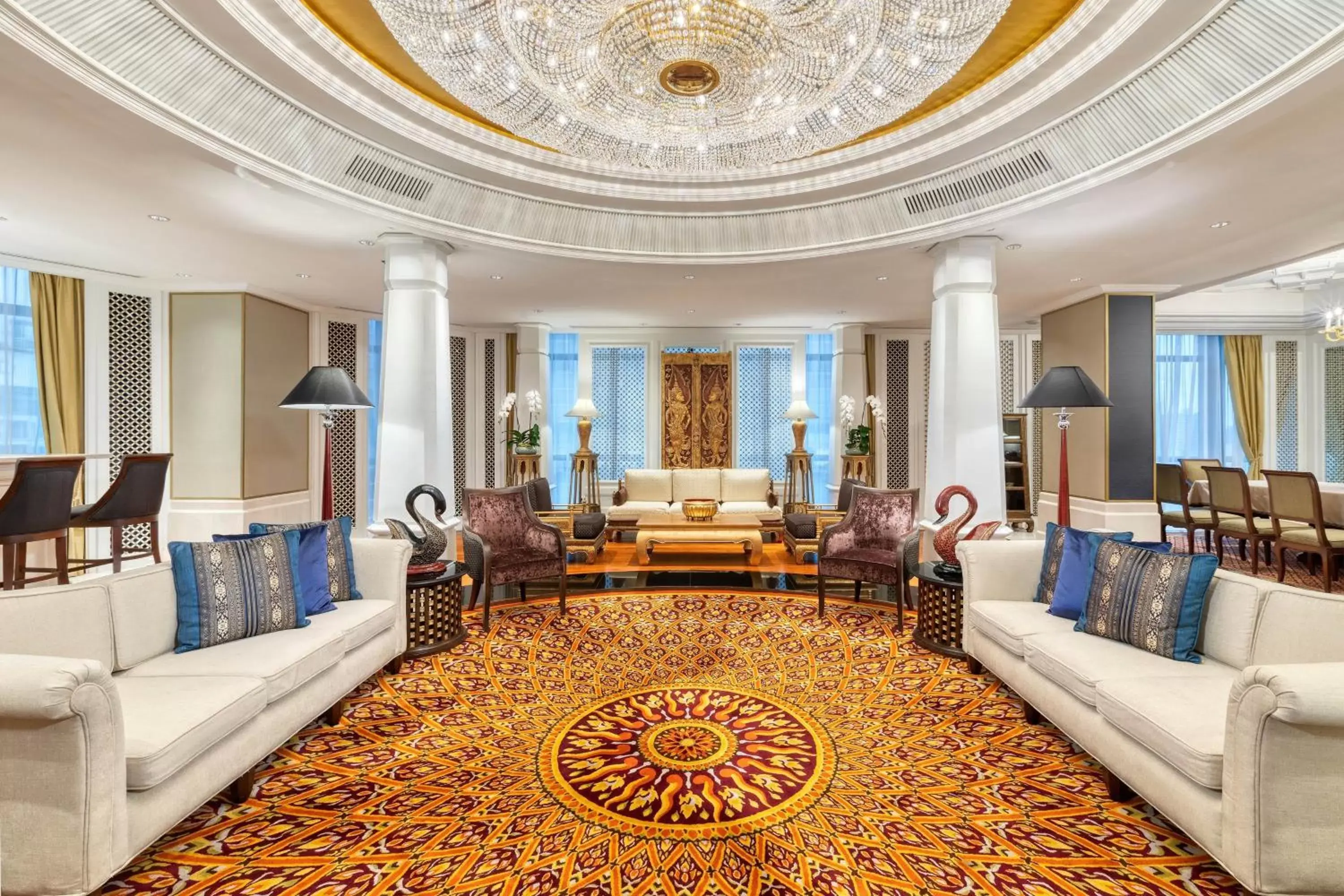 Living room in The Athenee Hotel, a Luxury Collection Hotel, Bangkok