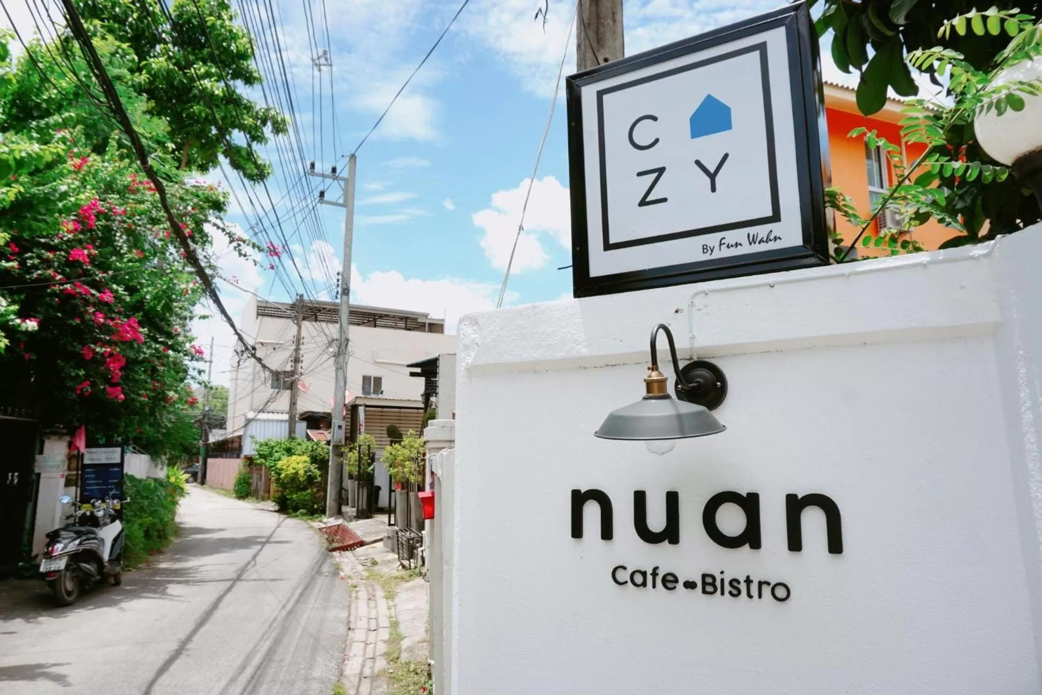 Restaurant/places to eat in Cozy by Funwahn