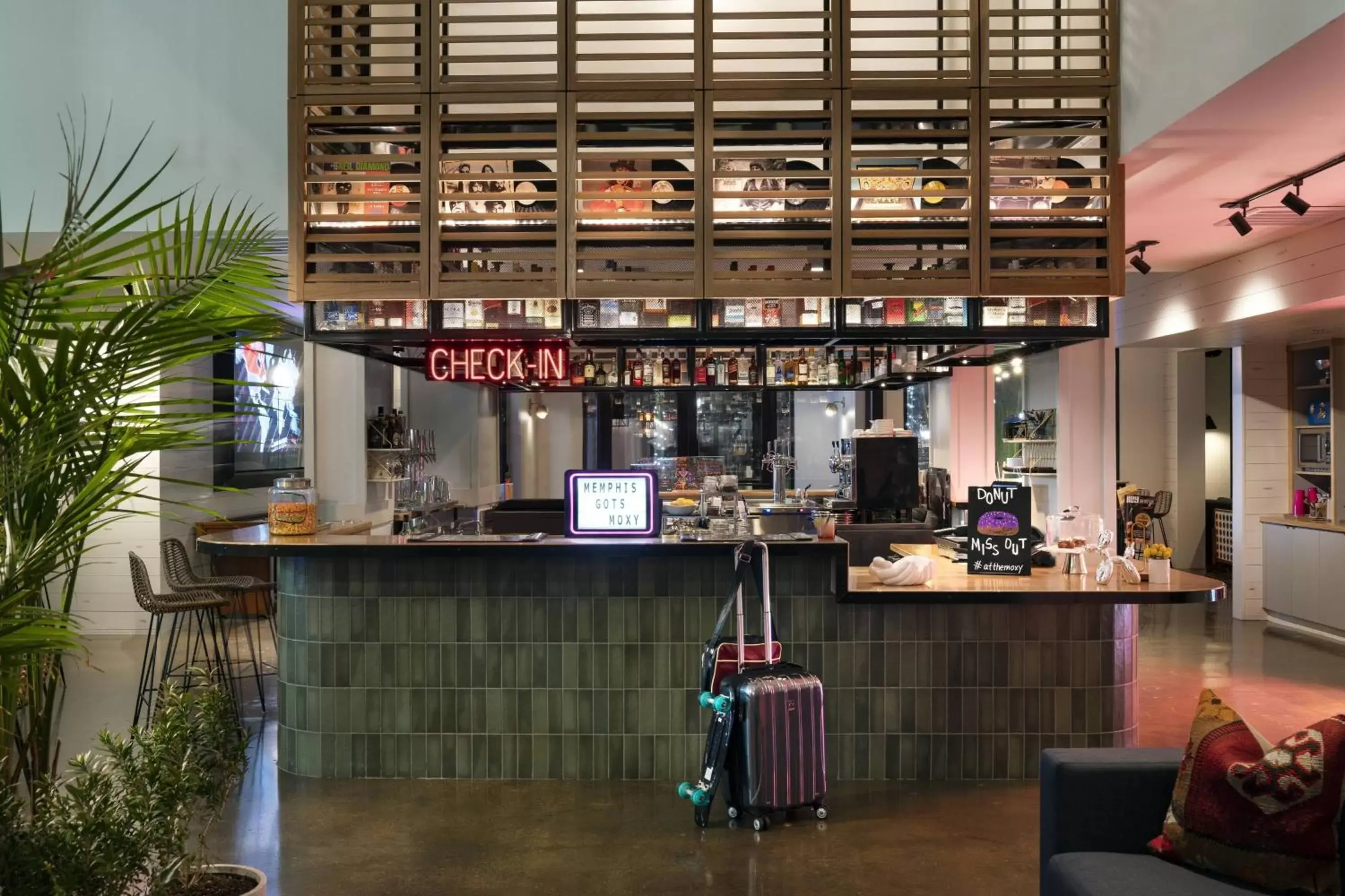 MOXY Memphis Downtown MOXY Memphis Downtown