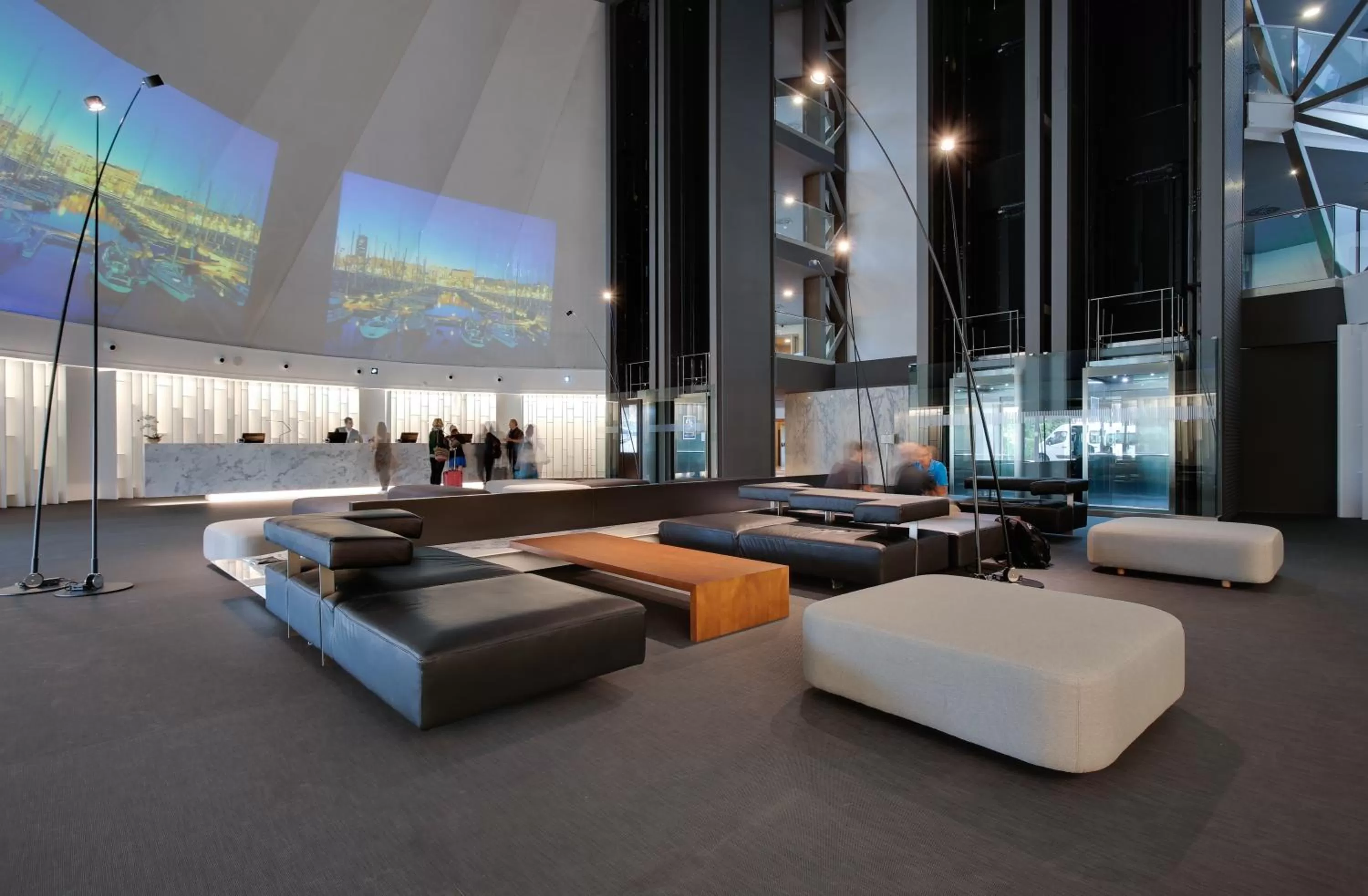 Lobby or reception in BAH Barcelona Airport Hotel