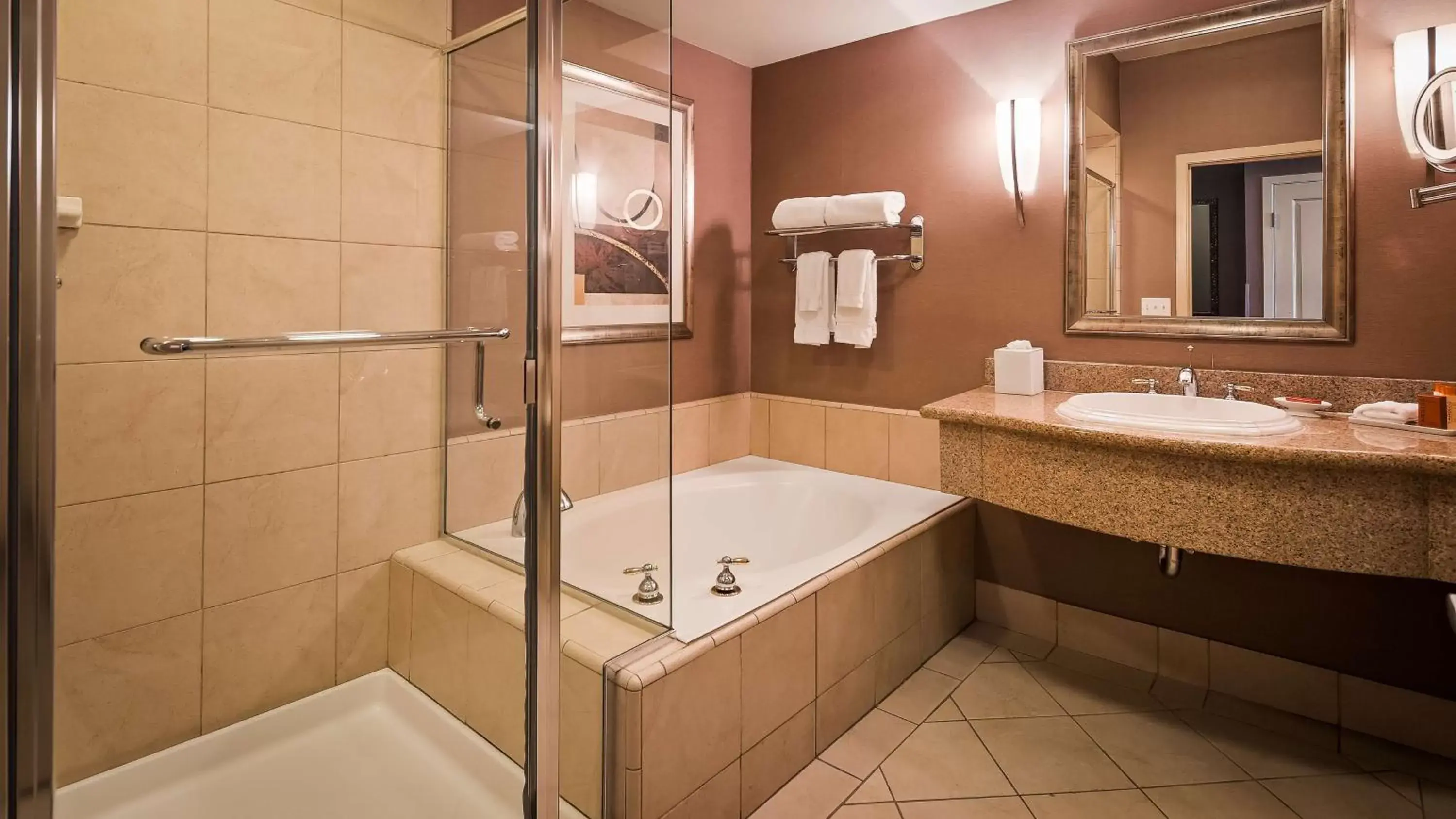 Bathroom in Best Western Plus Bayside Hotel