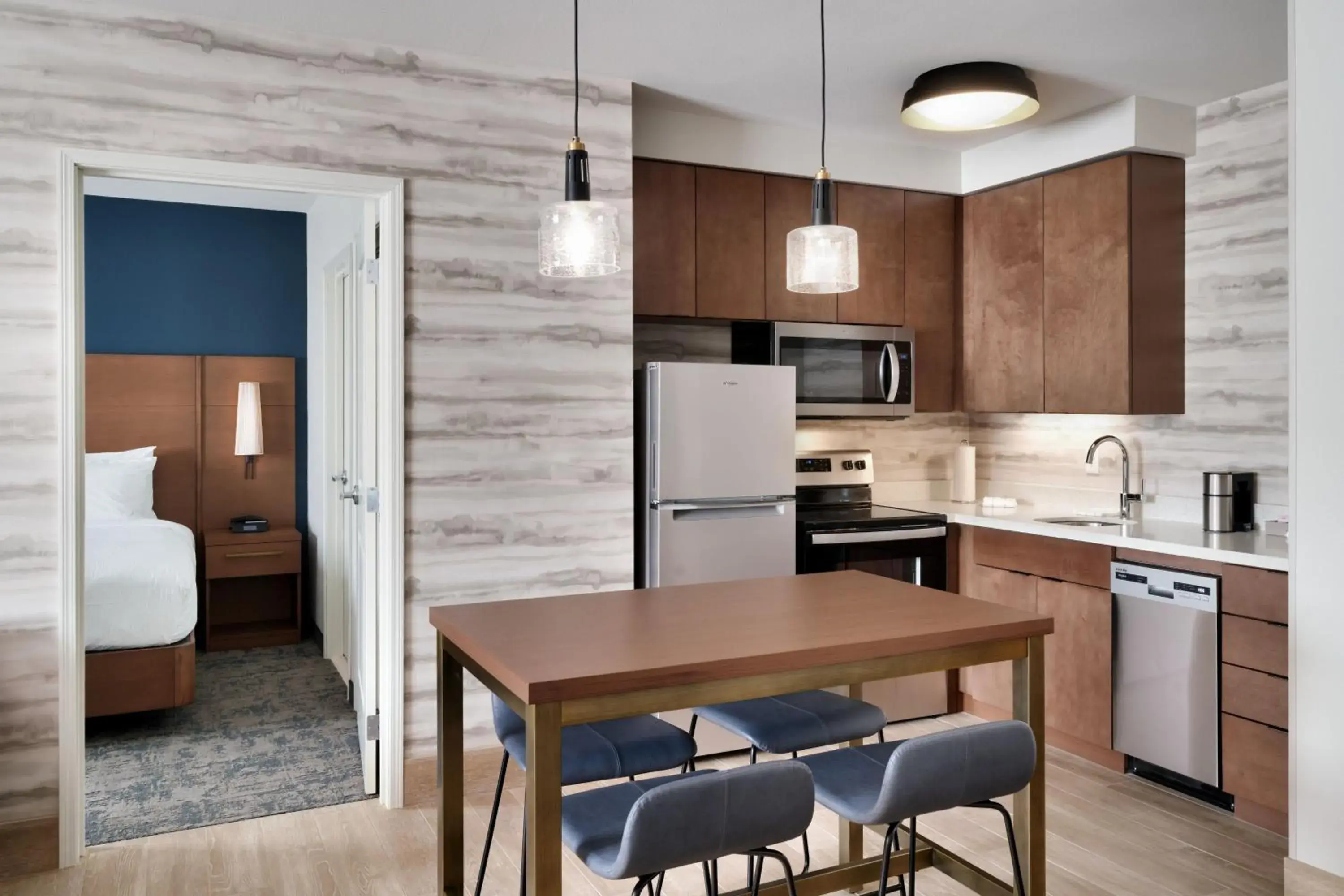 Bedroom, Kitchen/Kitchenette in Residence Inn by Marriott Vail