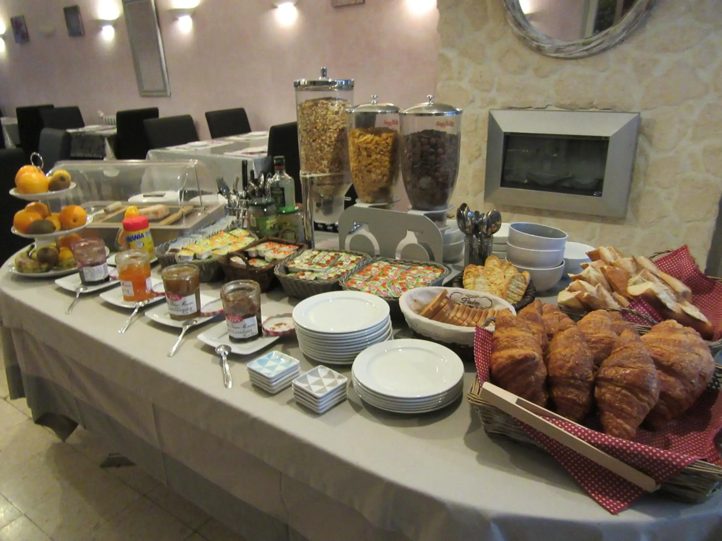 Buffet breakfast, Food in Hotel De La Bastide